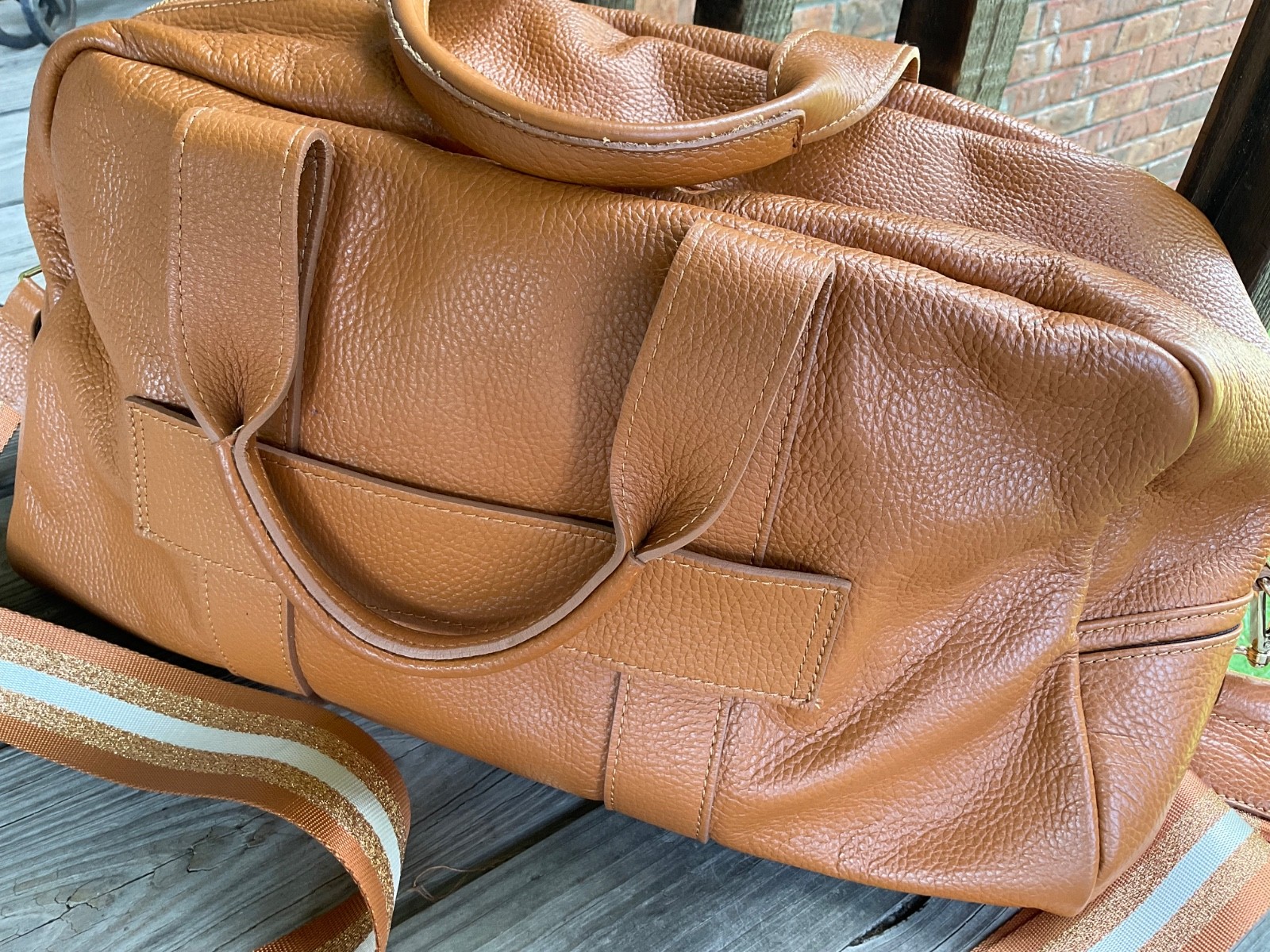 NWOUTTAGS DIVINA FIRENZE MADE IN ITALY XL CARRYON SATCHEL BAG CAMEL LTHR