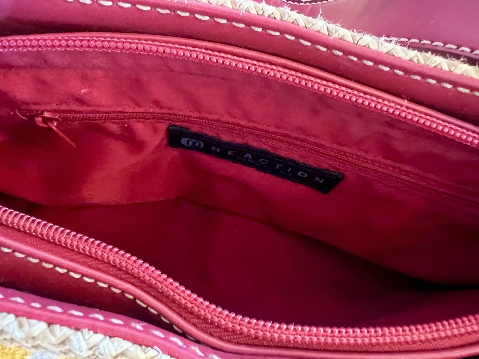 Kenneth Cole Reaction Beige Woven with Red Flowers Shoulder Bag Zip