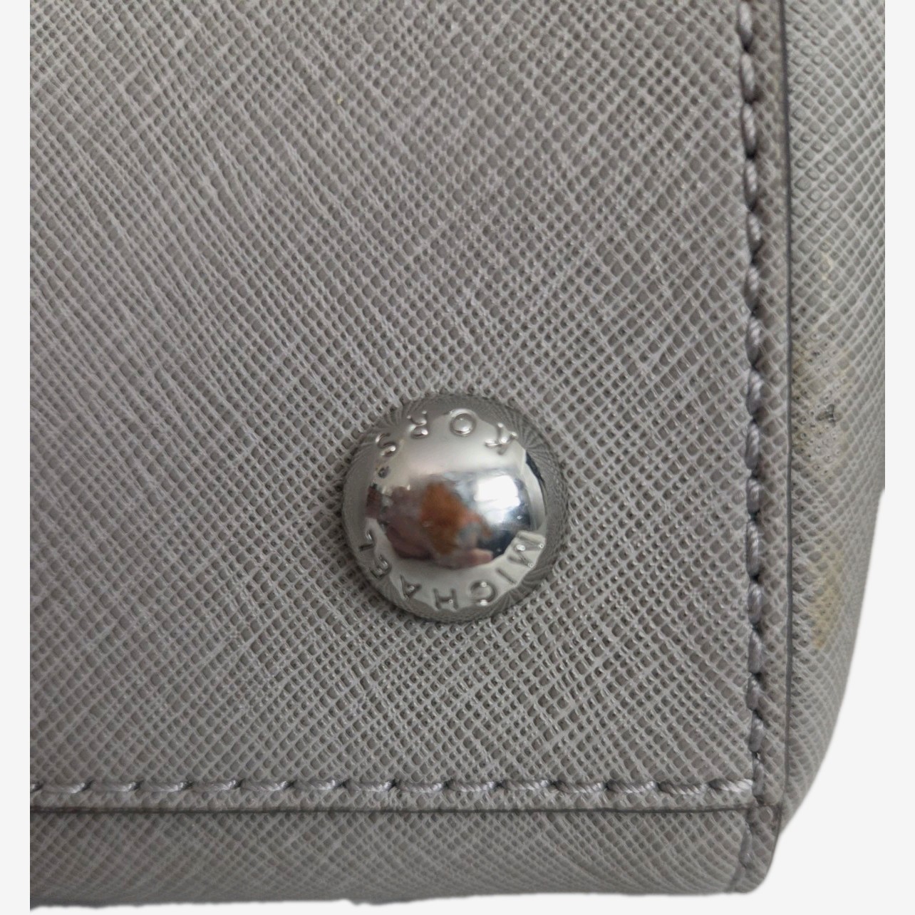 Michael Kors Women’s Gray Saffiano Shoulder Bag With Silver Emblem – pre-loved