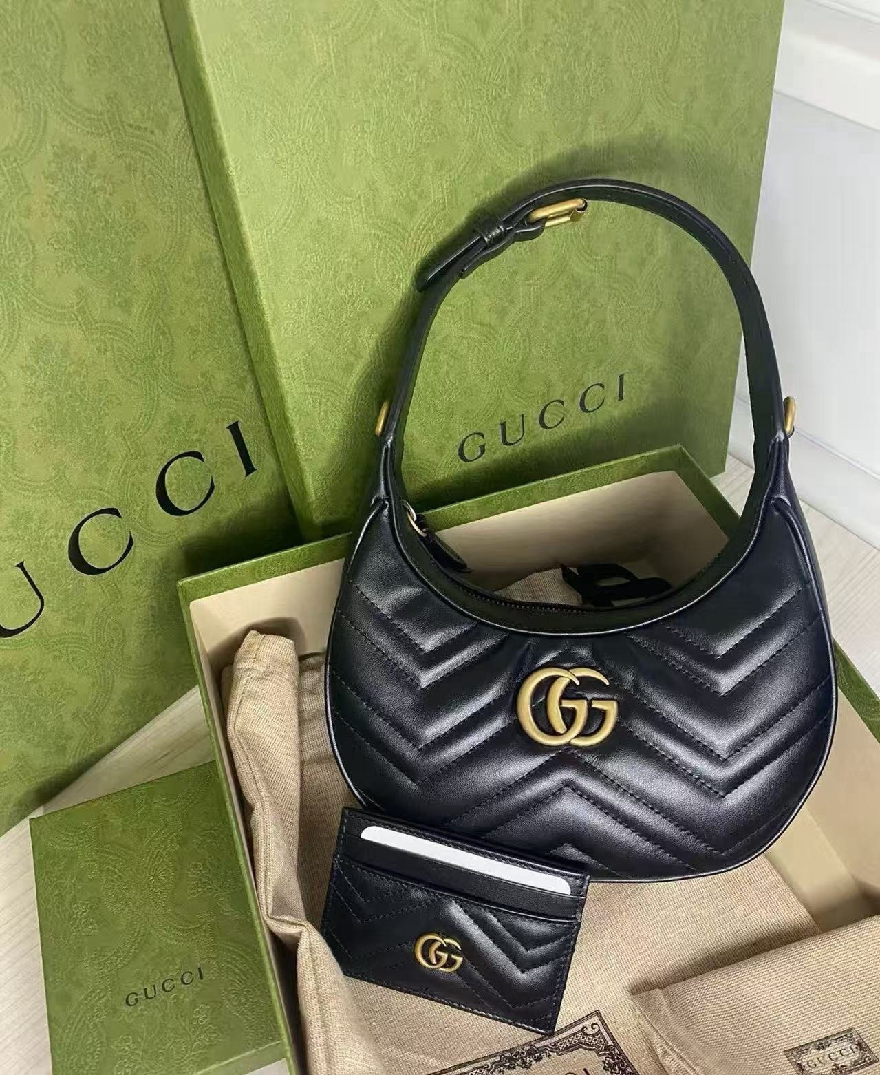 Authentic Gucci GG Marmont Half Moon Hobo Matelasse Leather Black Unused