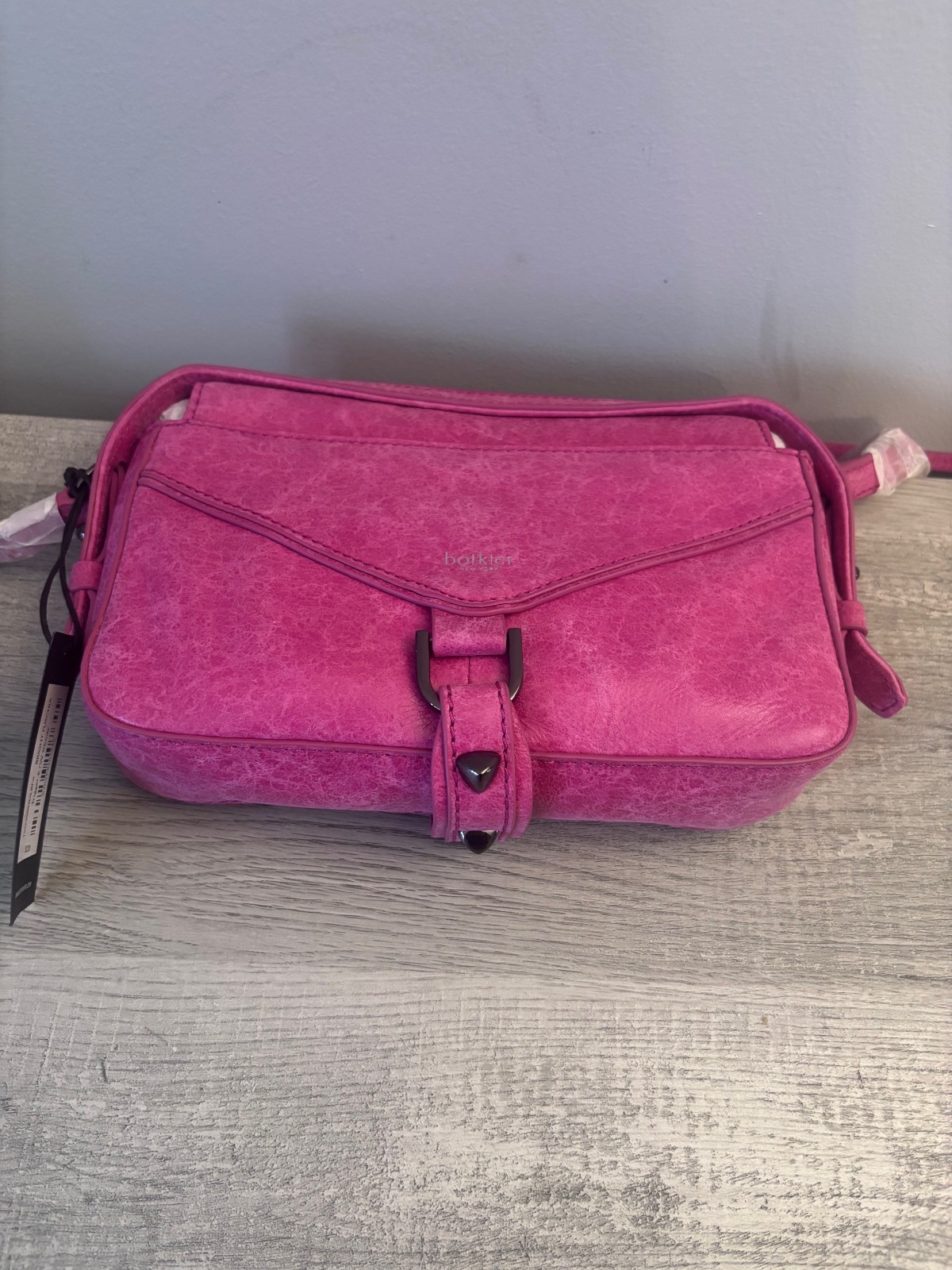 Botkier Trigger E/W Crossbody Bright Fuchsia Leather Gunmetal Hardware NWT $228