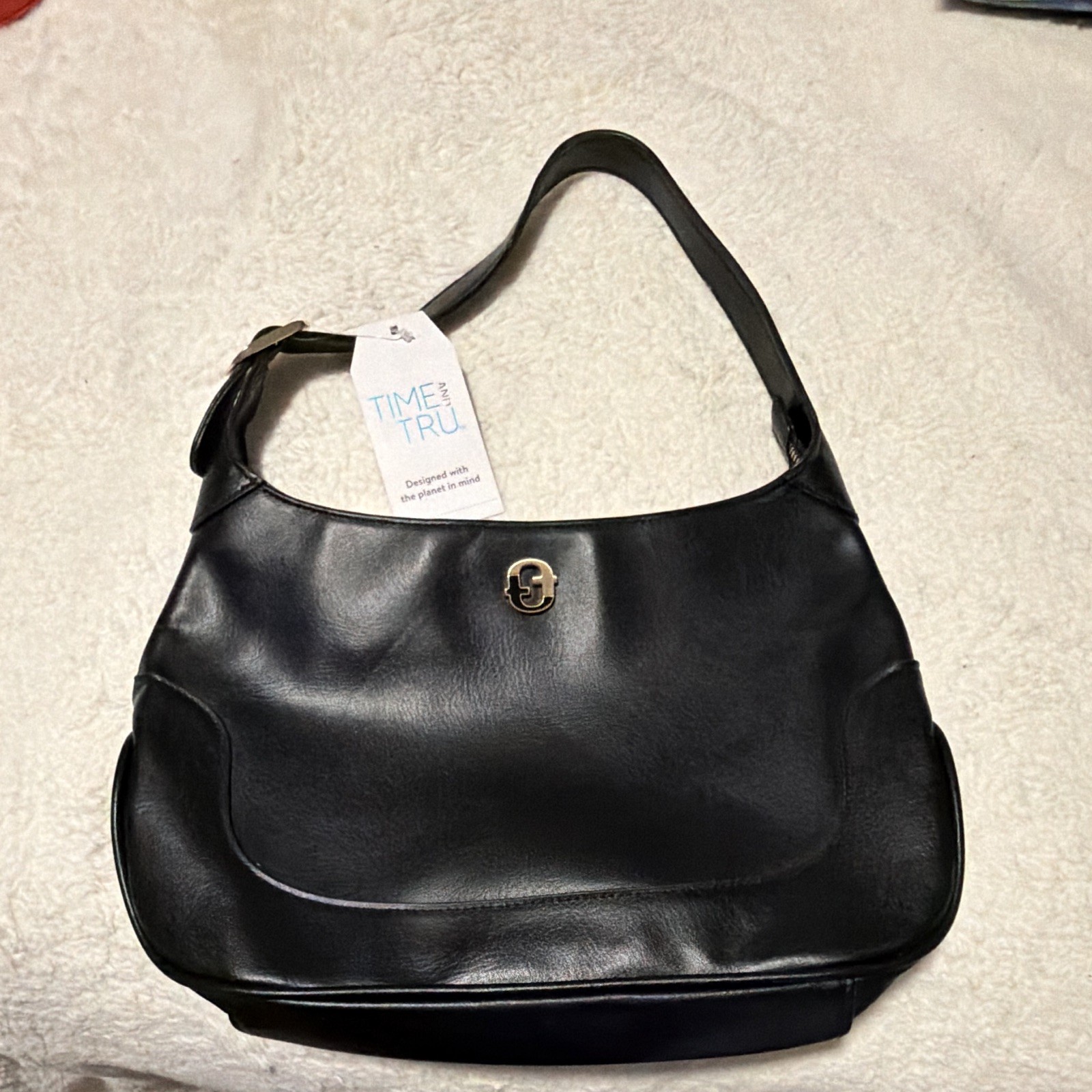 Time and Tru Black Solid Shoulder Bag Gold Hardware Zip Closure Inner Pockets
