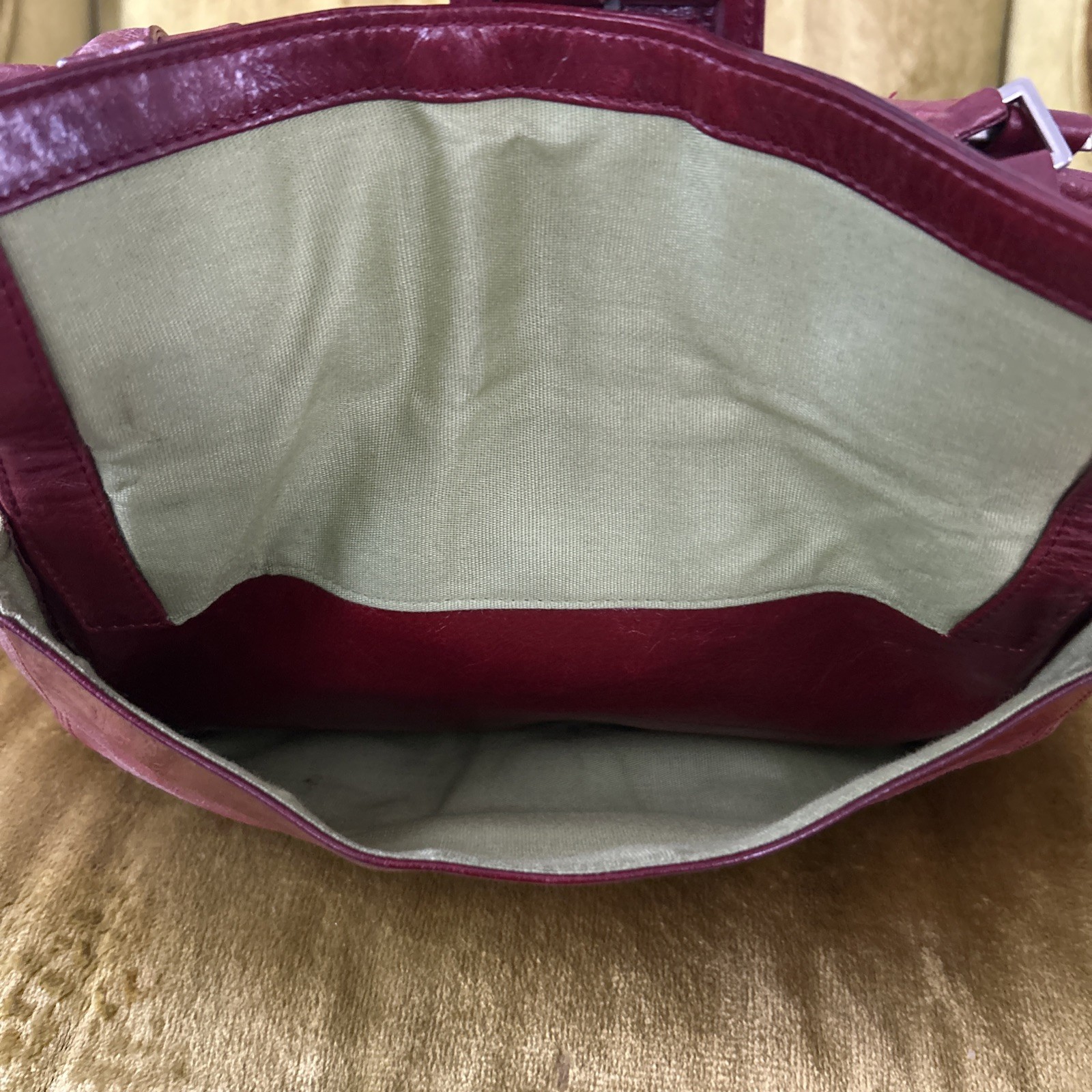HOBO International Y2K Dark Red Shoulder Bag with Buckle Detail Leather