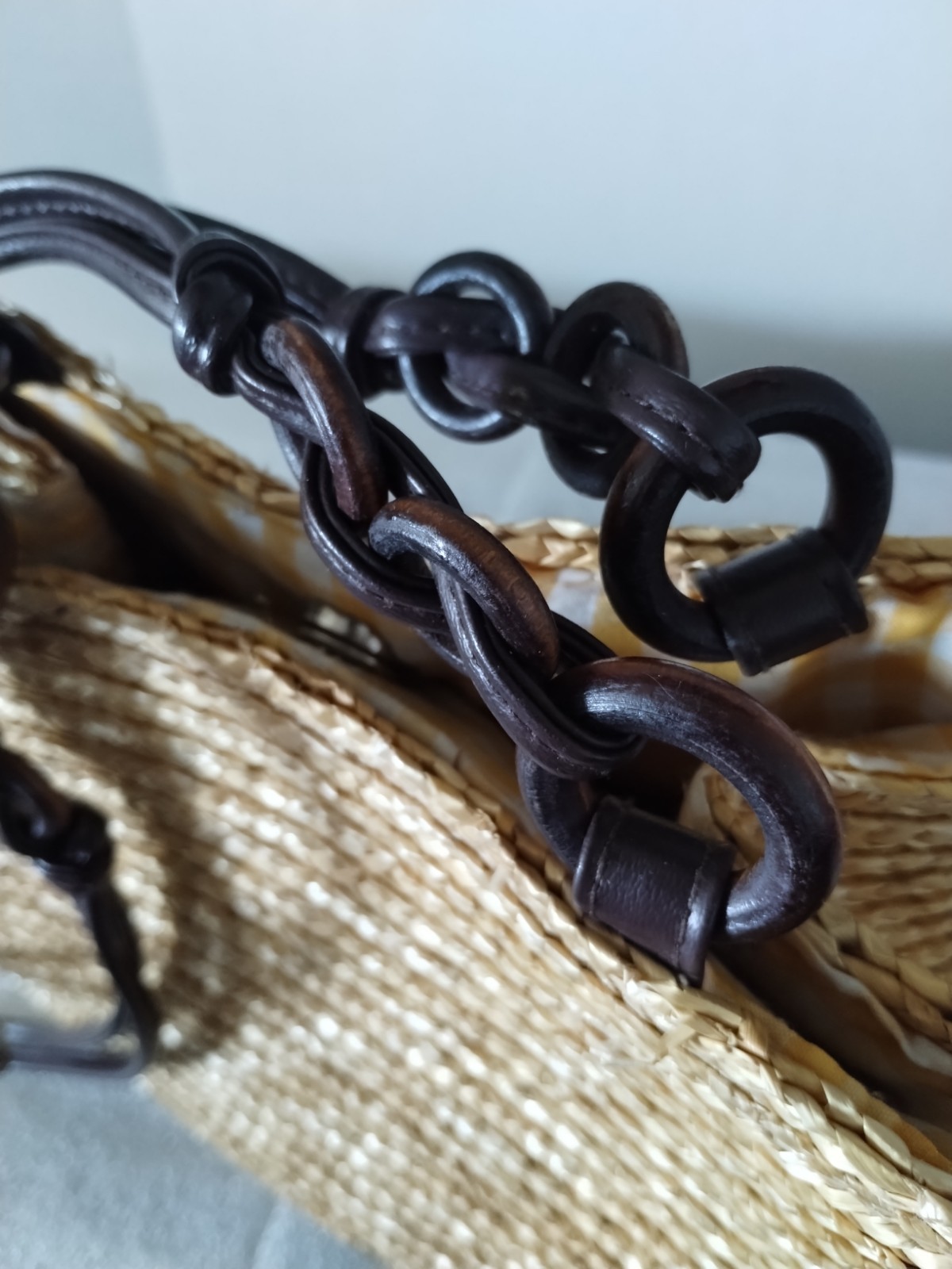 CROFT & BARROW straw bag purse With dark wood rings