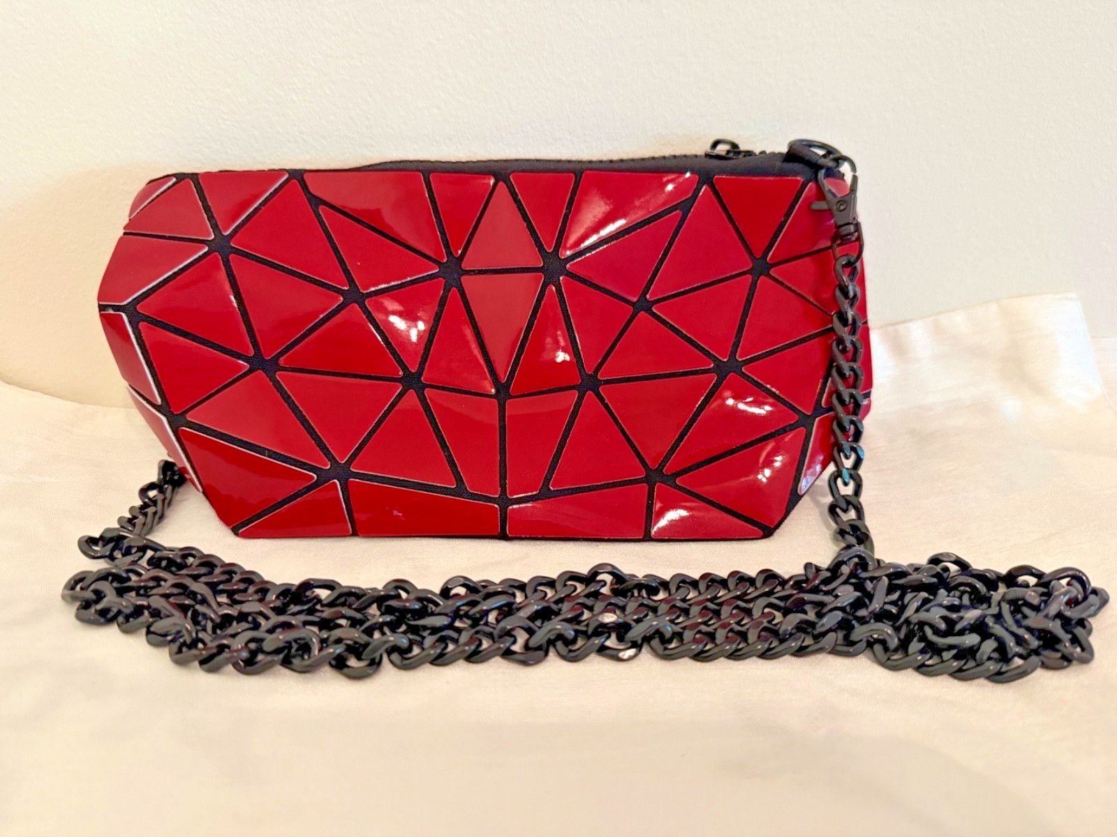 Patrizia Luca Geo Chevron Crossbody Bag Purse Shiny Red Party Cocktail Small