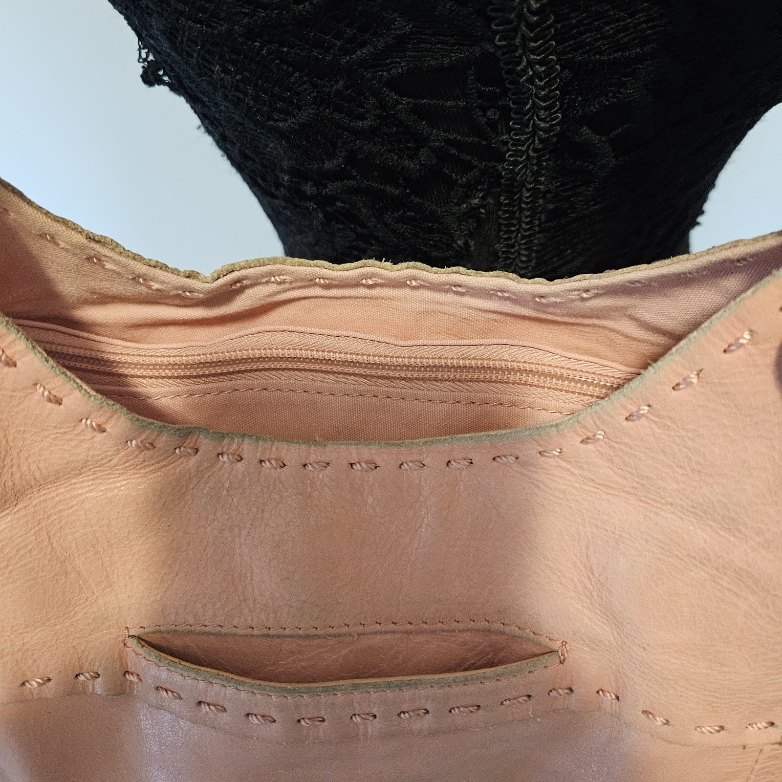 THE SAK 16″ Solid Pink Leather Bag Vintage Brown Strap Handbag Purse + Pockets