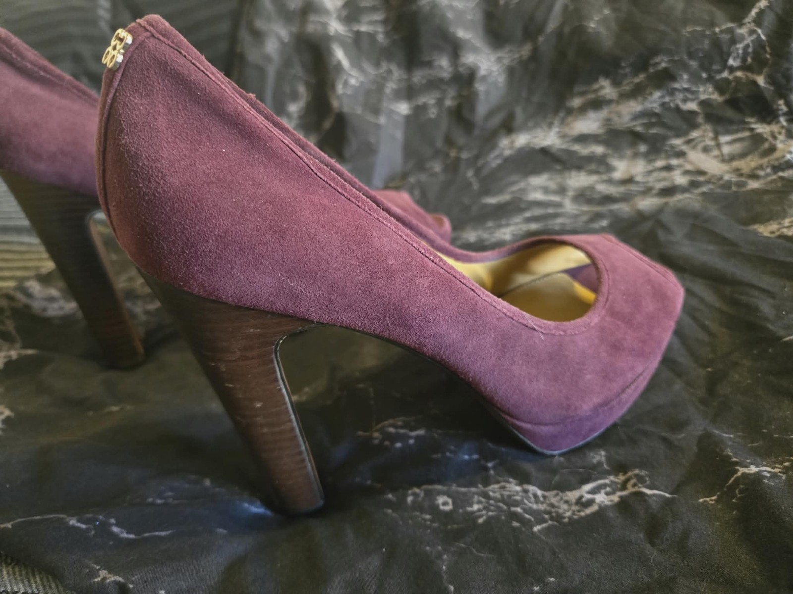 Coach Cammie Chain Bucket Bag With Matching Shoes In Size 10 Boysenberry Color.
