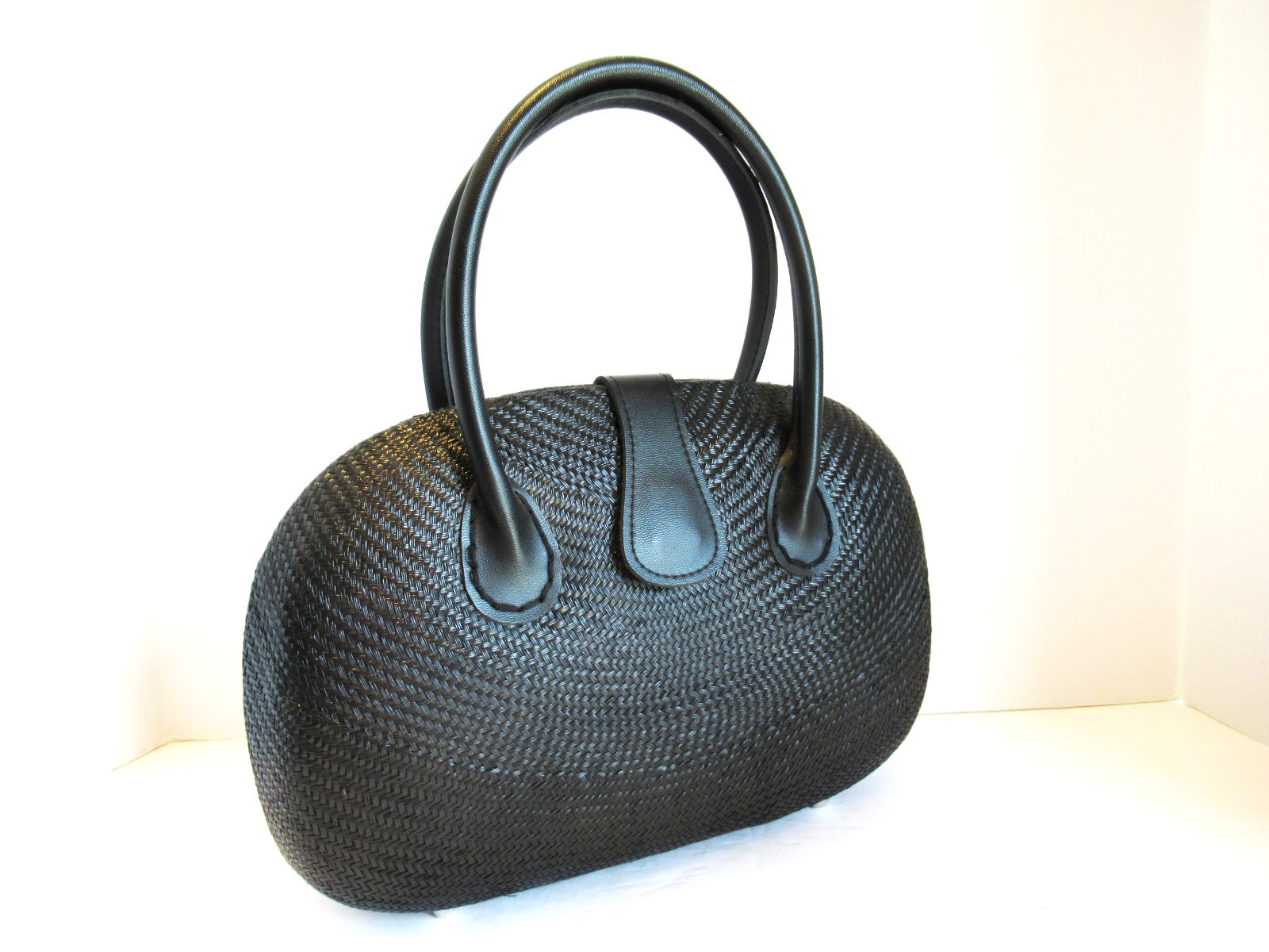 Black Buntal Fiber Molded Purse Handbag Banig Collection 2 Handles 12″ x12″ x4″