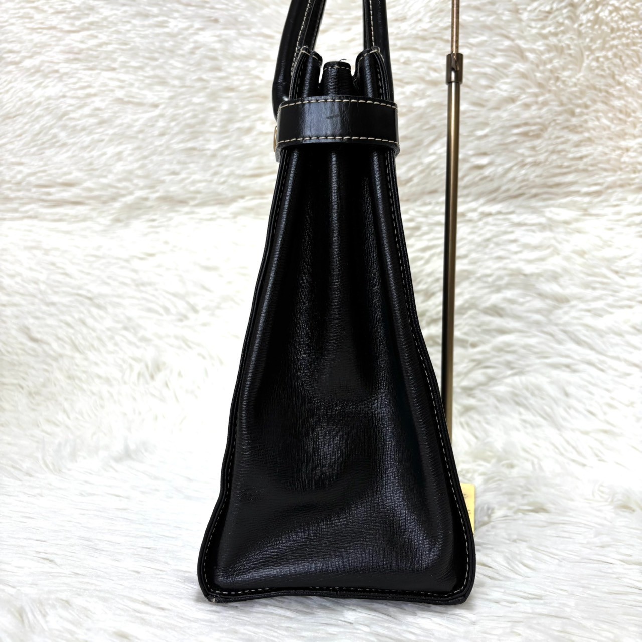 Burberry handbag tote bag nova check leather black logo hardware