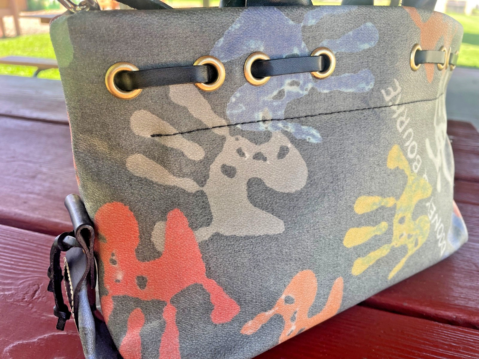 EUC Vintage Y2K Dooney & Bourke purse It Bag Handprint shoulder bag Leather Tote