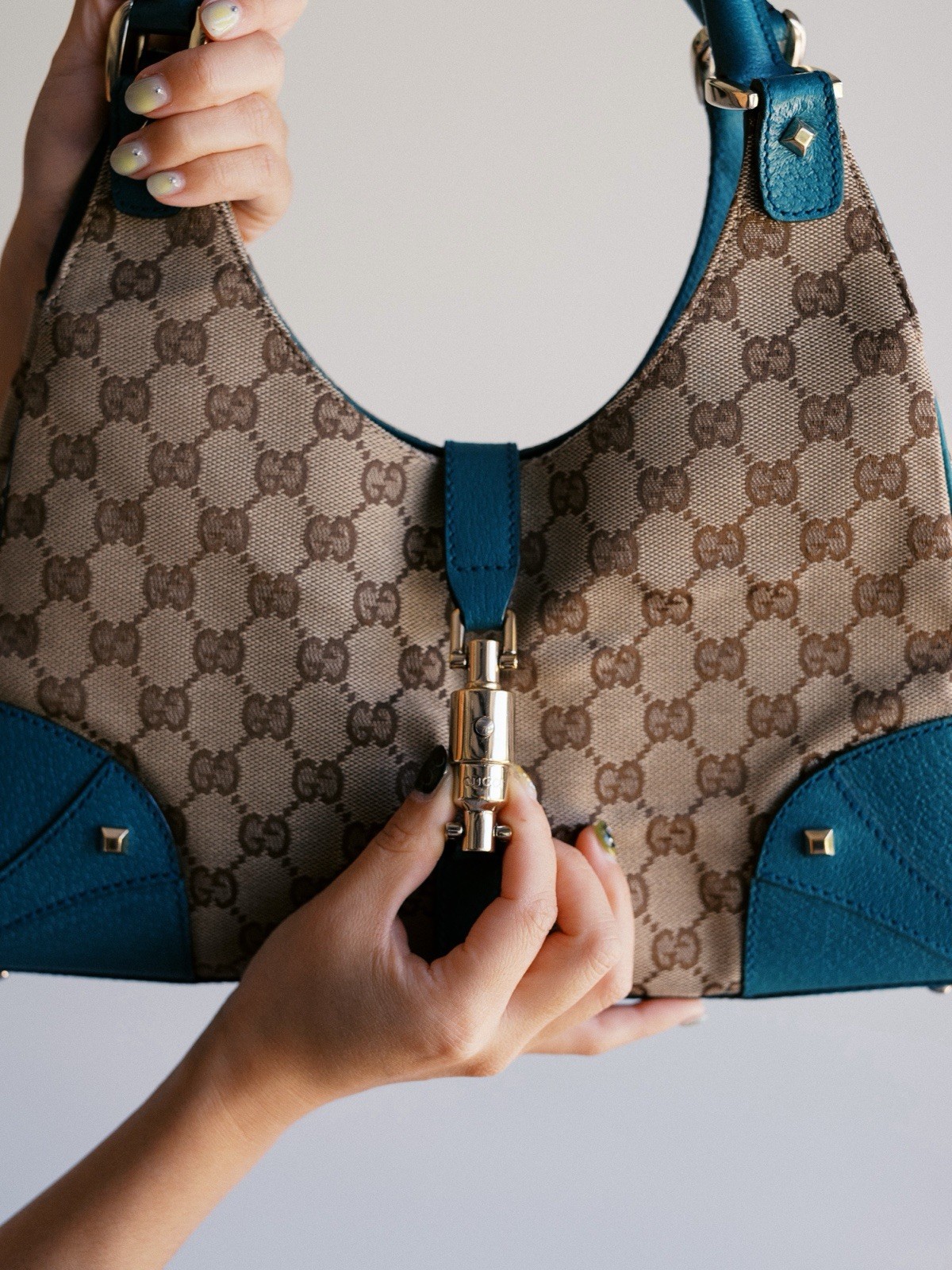 Gucci GG Pattern Shoulder Bag Beige Blue Zip Double Handles Gold Hardware