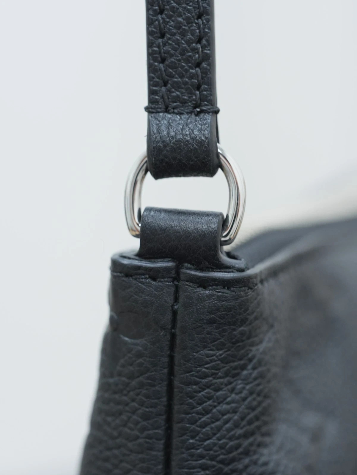 Louis Vuitton Pallas Clutch Monogram Empreinte Black Crossbody Bag SHW Excellent