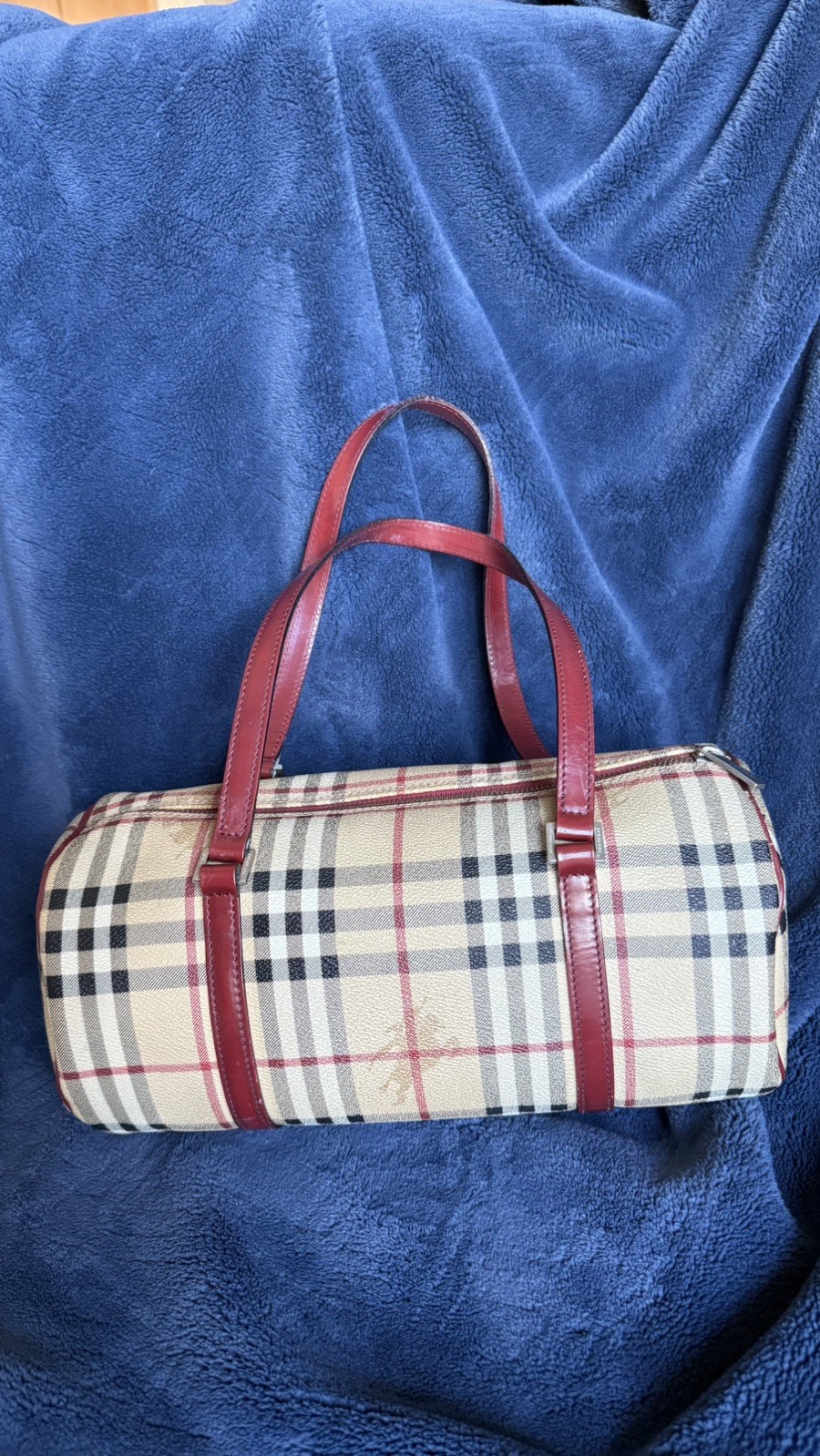 Authentic Vintage Burberry Barrel Bag – Iconic House Check with Red Leather Trim