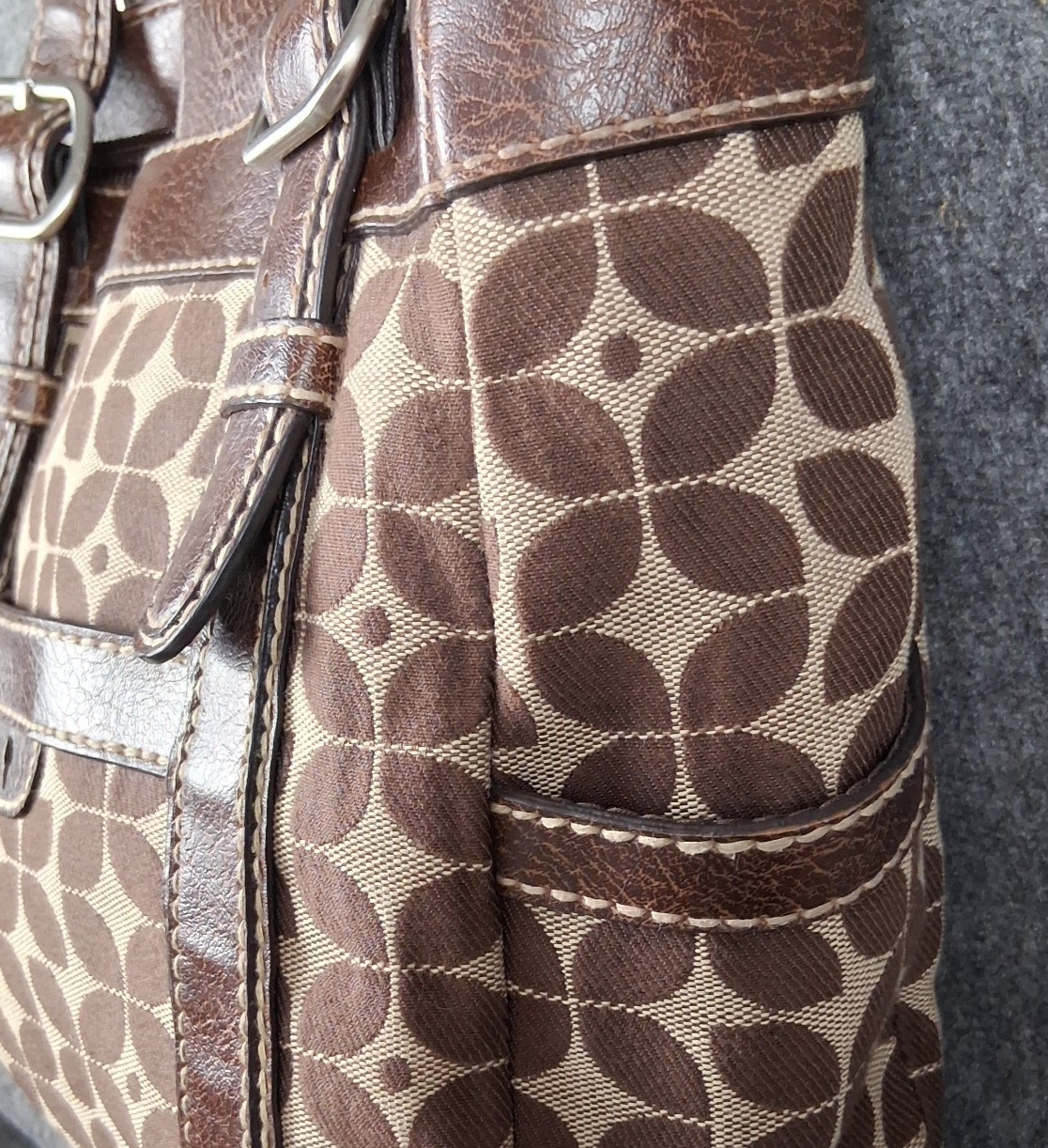 Fossil Signature Brown Fabric Leather Shoulder Handbag Satchel Bag Purse No Key