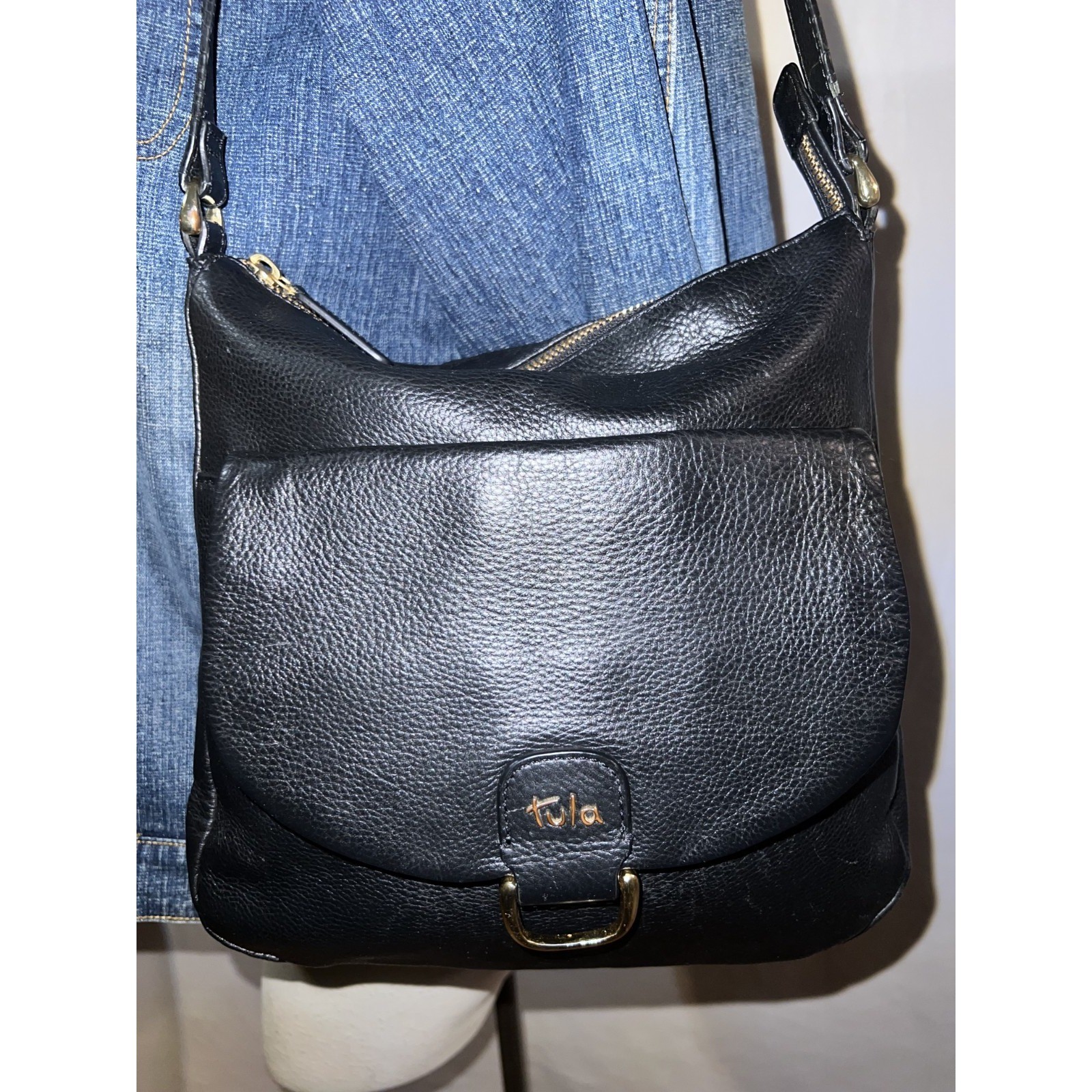 Tula Black Pebbled Leather Shoulder Bag Gold Hardware Adjustable Strap Pocket