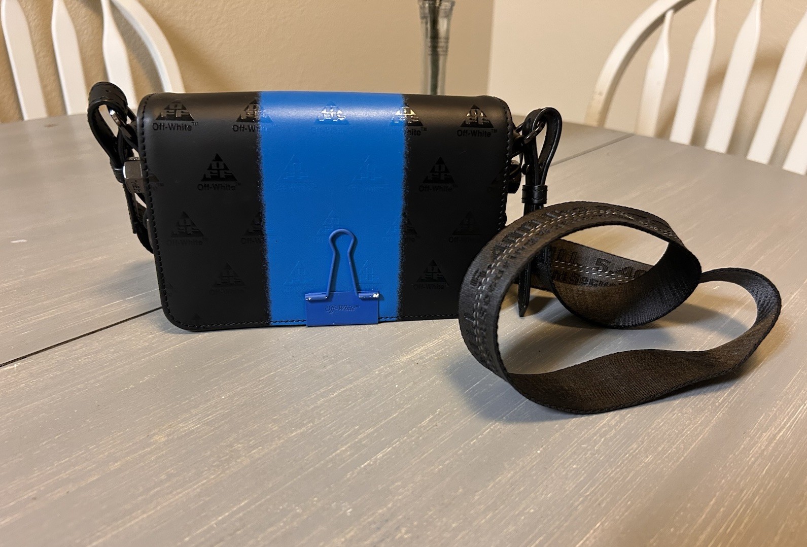 Authentic Off-White Binder Crossbody Bag Black Blue Leather OWNA038R19906084