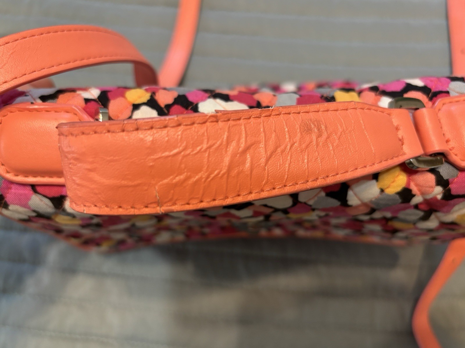 Vera Bradley Pixie Confetti Turnlock Crossbody Purse w/ Convertible Strap Length