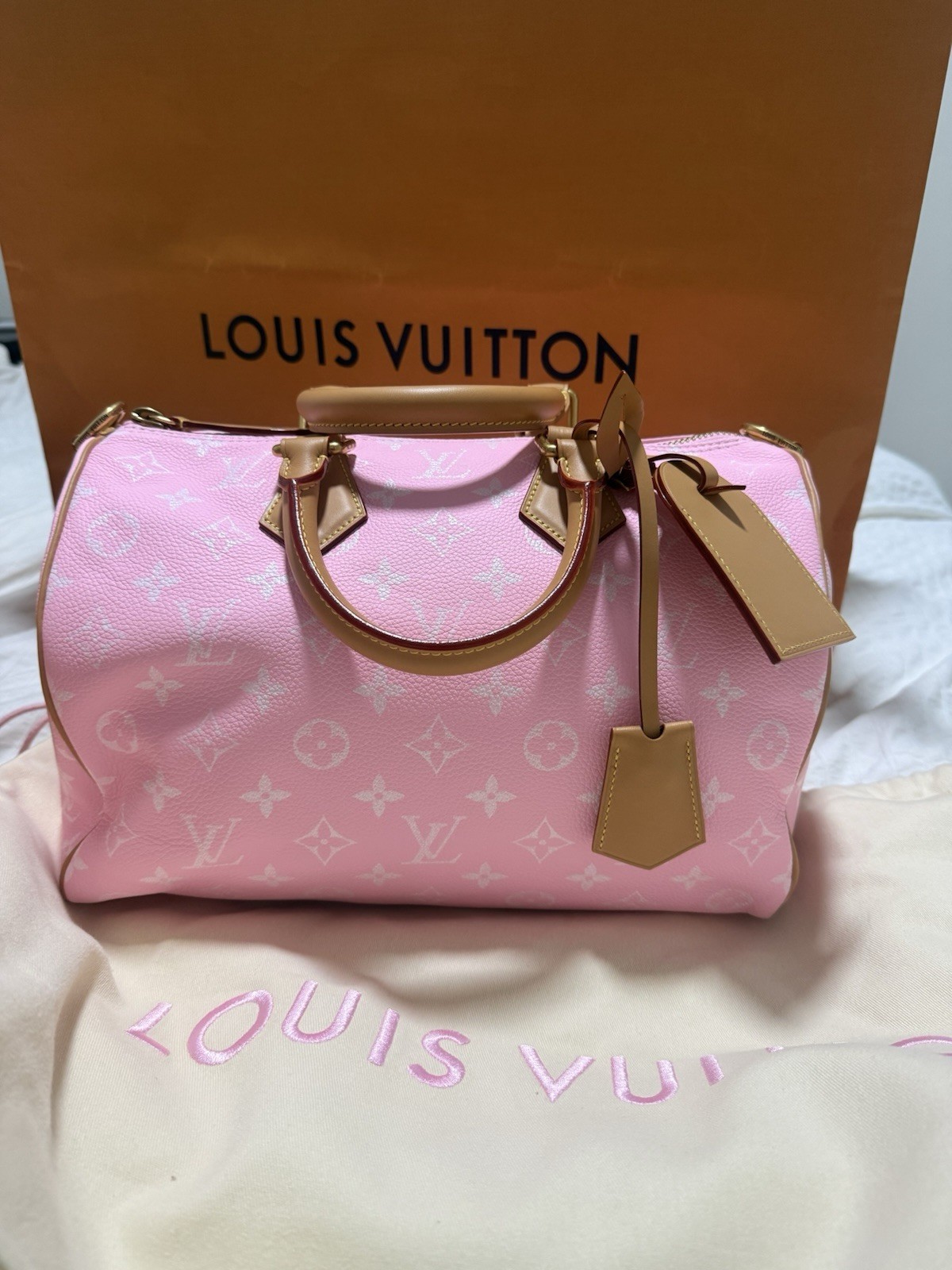 Louis Vuitton Speedy P9 30 Pink Monogram Satchel Zip w/ Strap, Pouch, Tag
