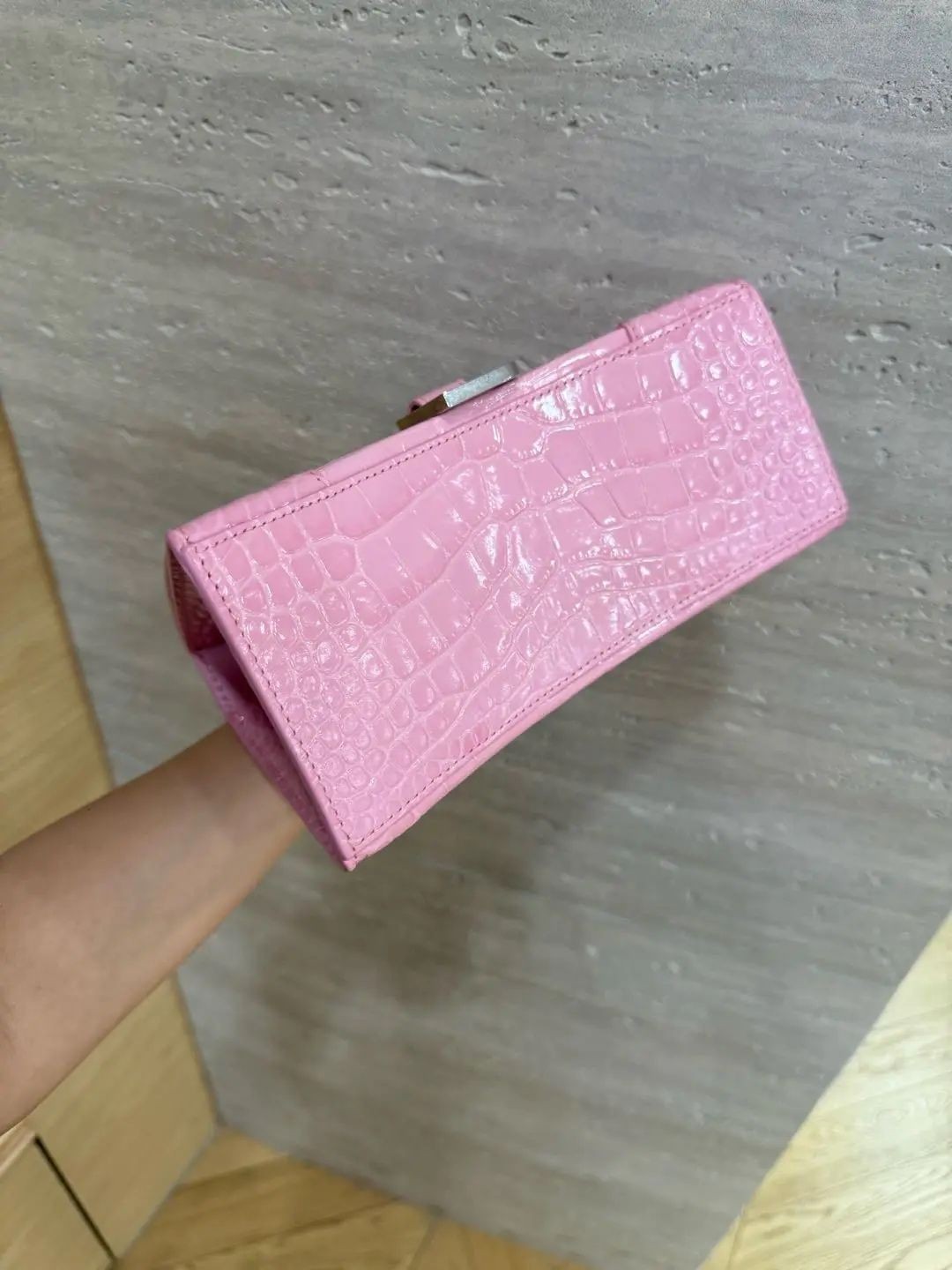 AUTH Balenciaga Hourglass S Pink Crocodile Embossed Crossbody Bag Silver