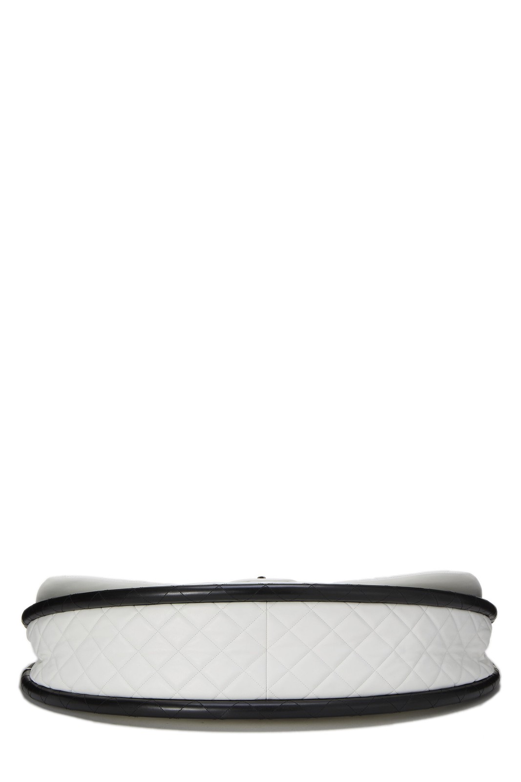 Chanel White Quilted Lambskin Hula Hoop Bag XL – WGACA