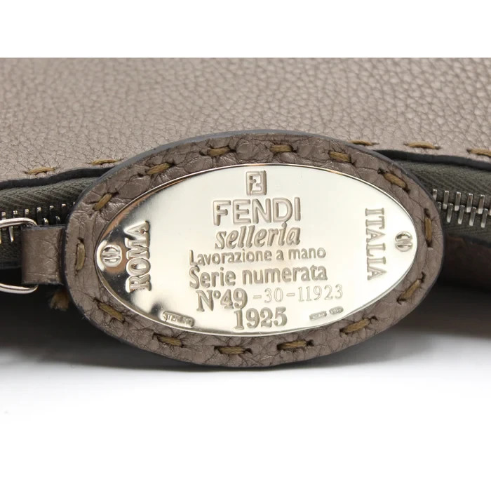 Fendi Selleria Calfskin Gray Shoulder Bag Leather Crossbody Purse Made in Italy
