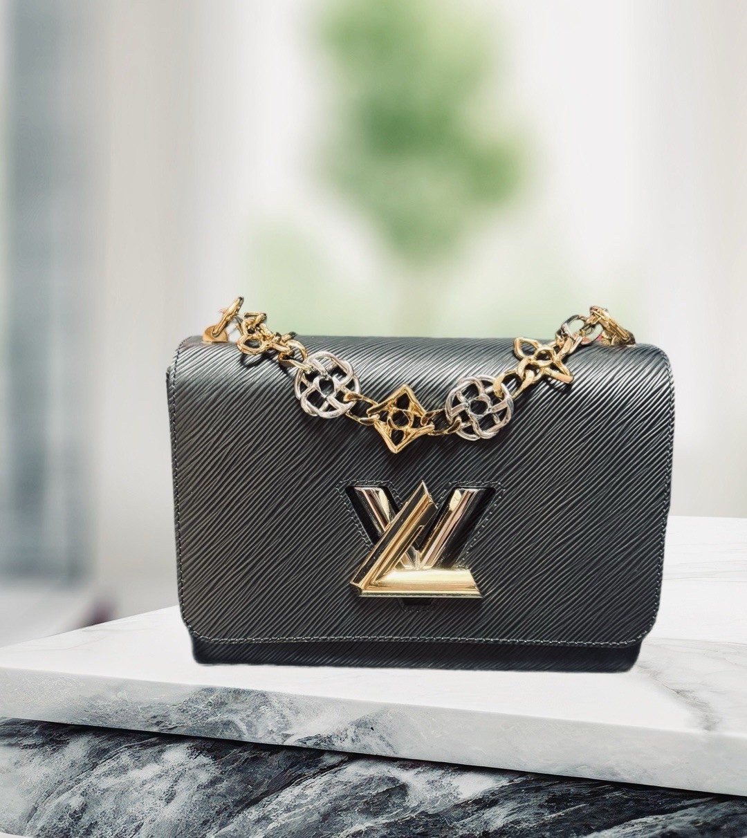 Louis Vuitton Twist MM Black With Gorgeous two tone chain
