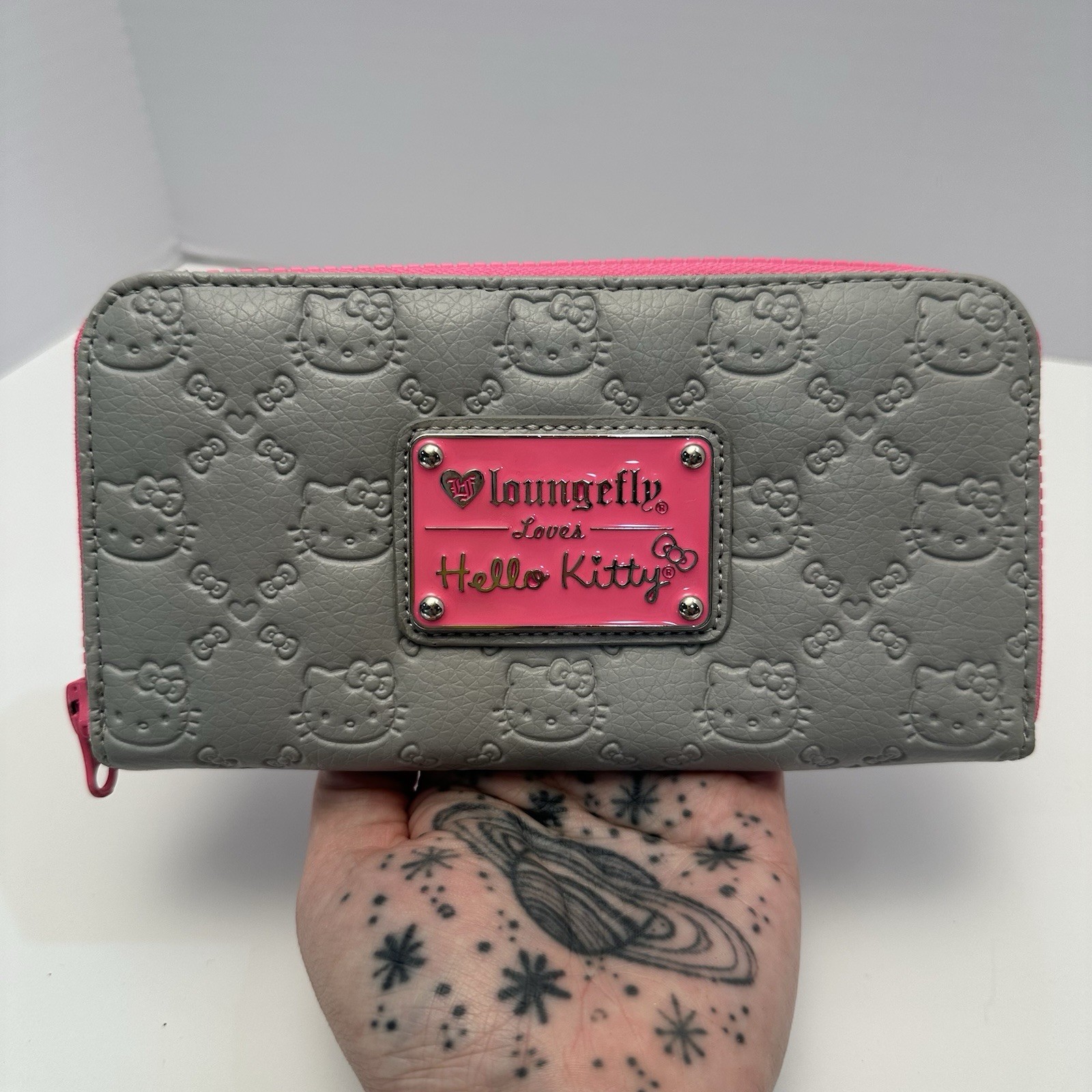 Loungefly x Hello Kitty 2013 Vintage Y2K Rare Hot Pink Crossbody Purse & Wallet