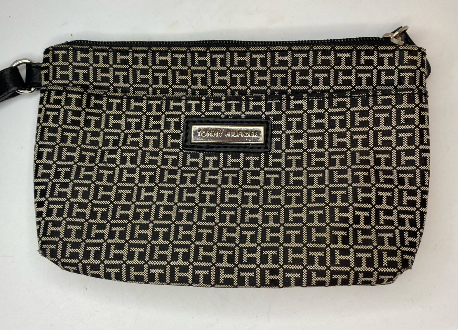 TOMMY HILFIGER LOGO Wristlet Handbag Clutch Wrist Strap design 8in