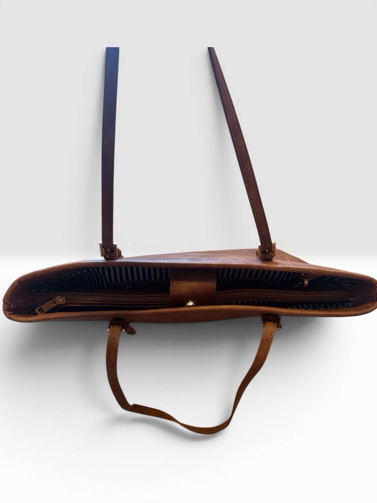 Urban Expressions Brown Tote Bag Striped Lining Pouch Zipper Gold Hardware