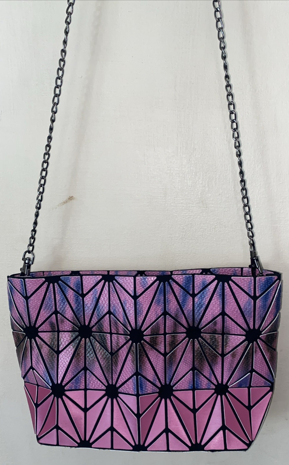 Emilio Pepe Pink/multicolored Geometric Design w/chainlink Strap Crossbody Purse
