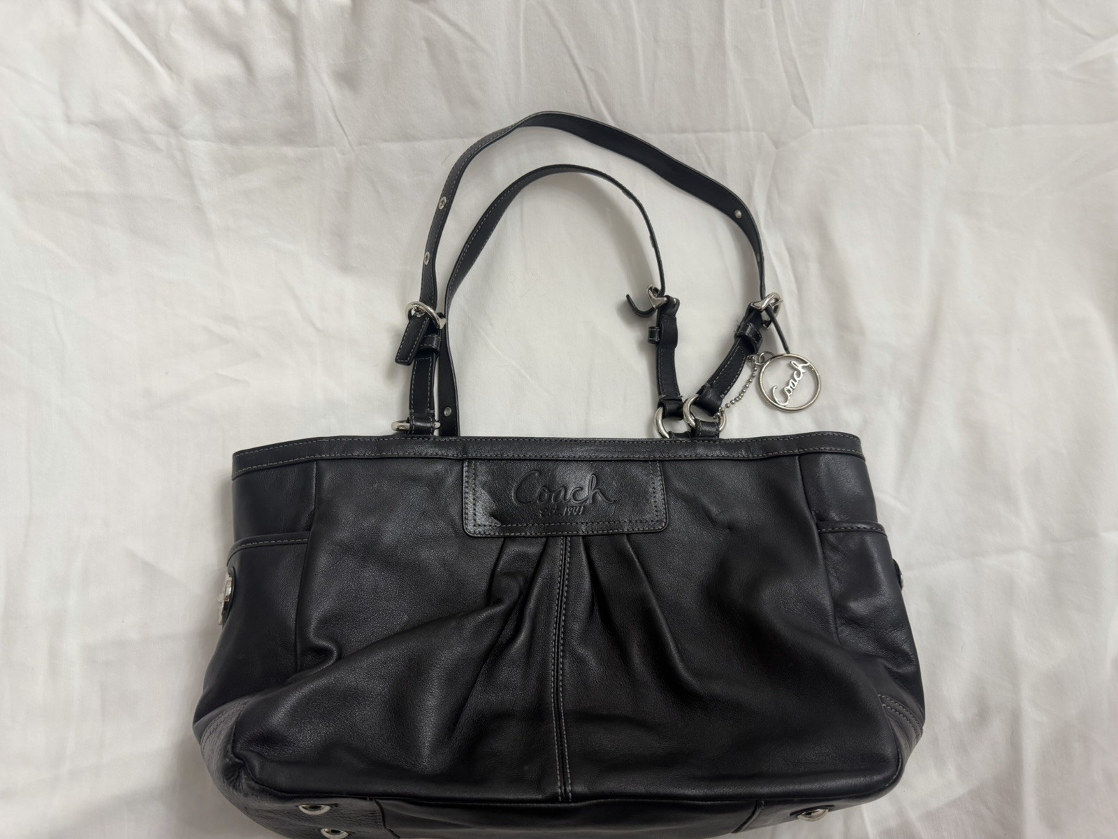 Coach Black Solid Medium Shoulder Bag Zip Silver Hardware Pink Lining Pockets