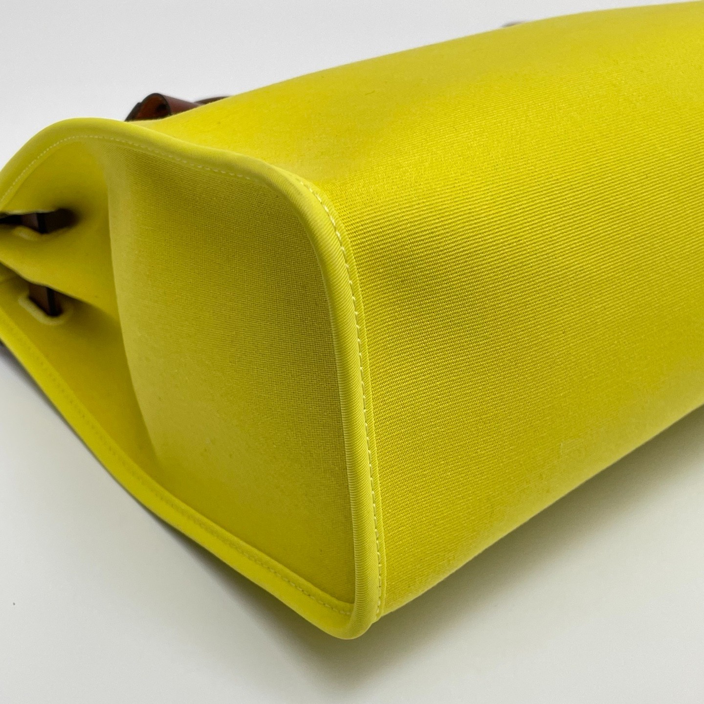 Hermès Herbag Zip 31 9R Lime Canvas Vache Hunter Leather Shoulder Bag