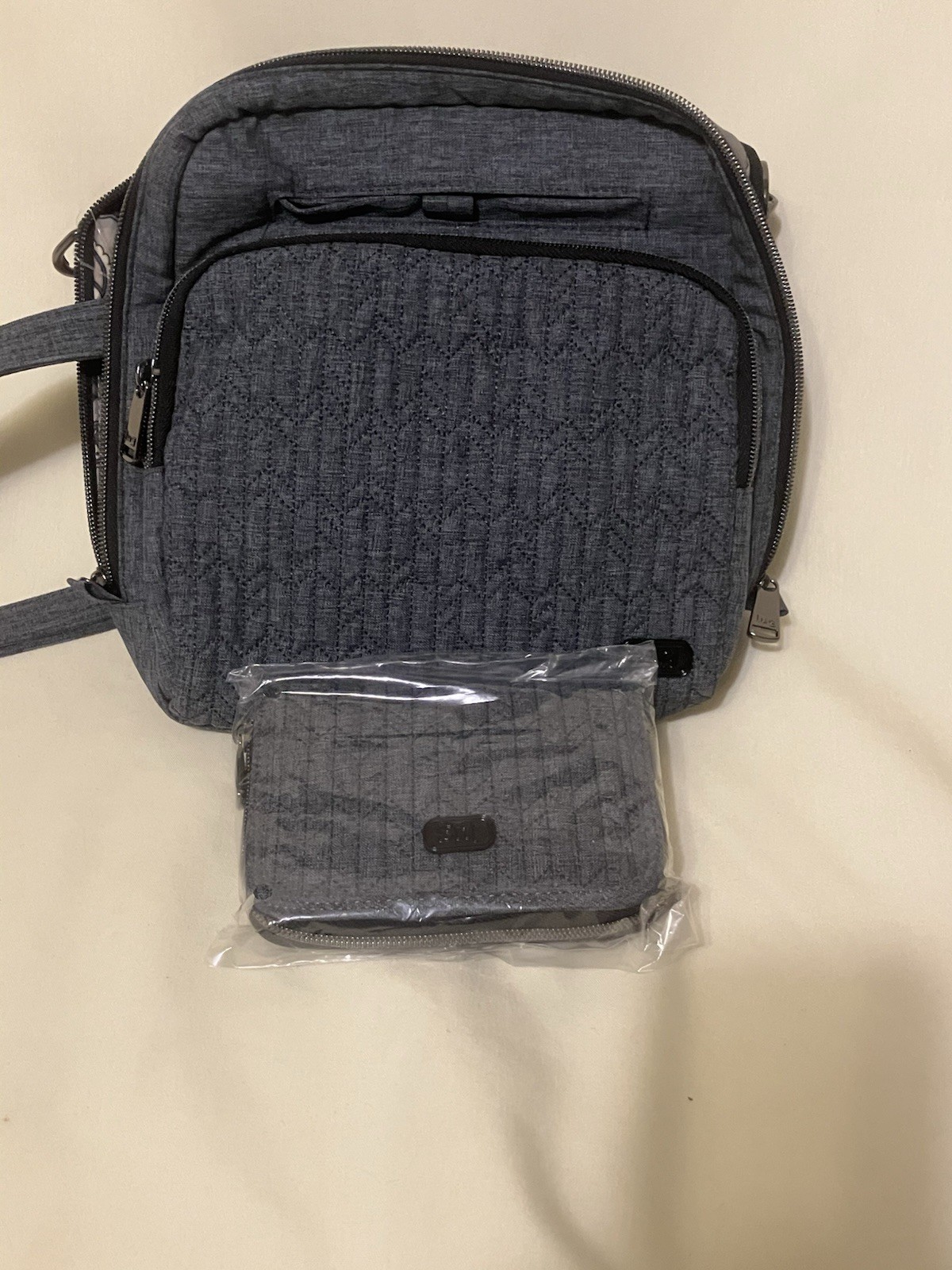 Lug Ranger & Rodeo Duo Heather Gray Crossbody RFID Purse & Wallet New With Tags