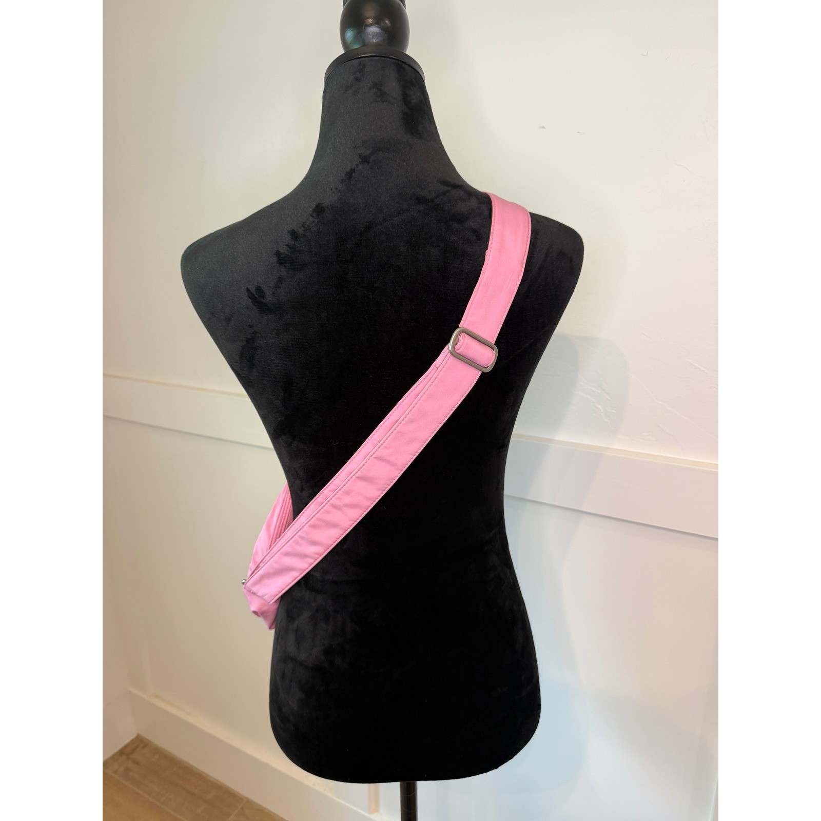 AmeriBag Healthy Back Bag Pink Nylon Ergonomic Sling Crossbody Backpack Small