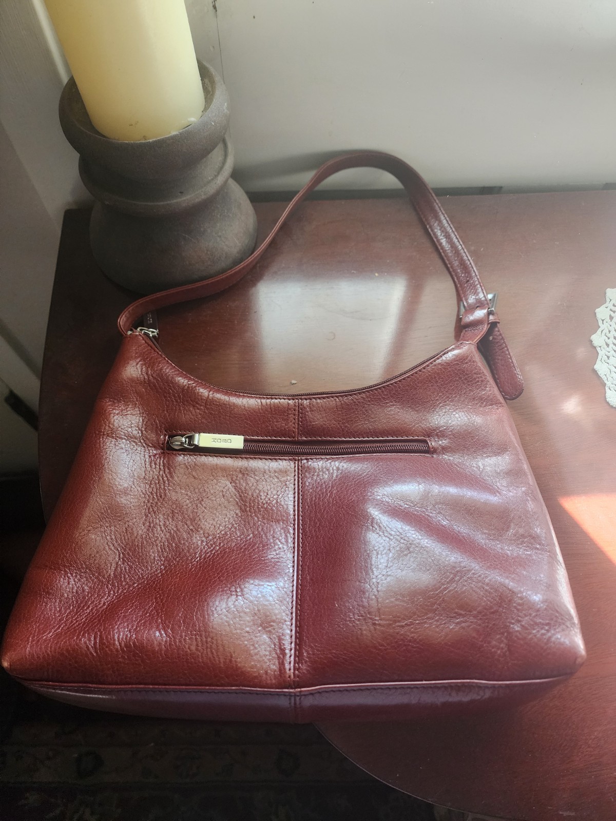 Hobo International leather shoulder bag, burgundy/wine red color.