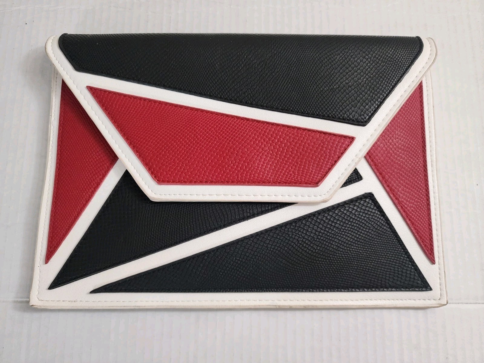 Unbranded Womens Clutch Purse Black White Red Color Block Chain Square