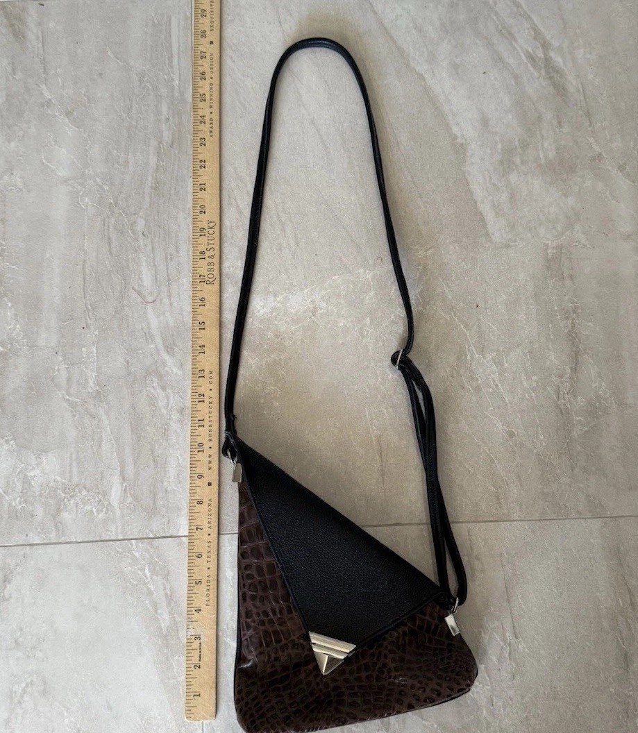 thomas leathers asymetrical triangular leather handmade crossbody purse bag