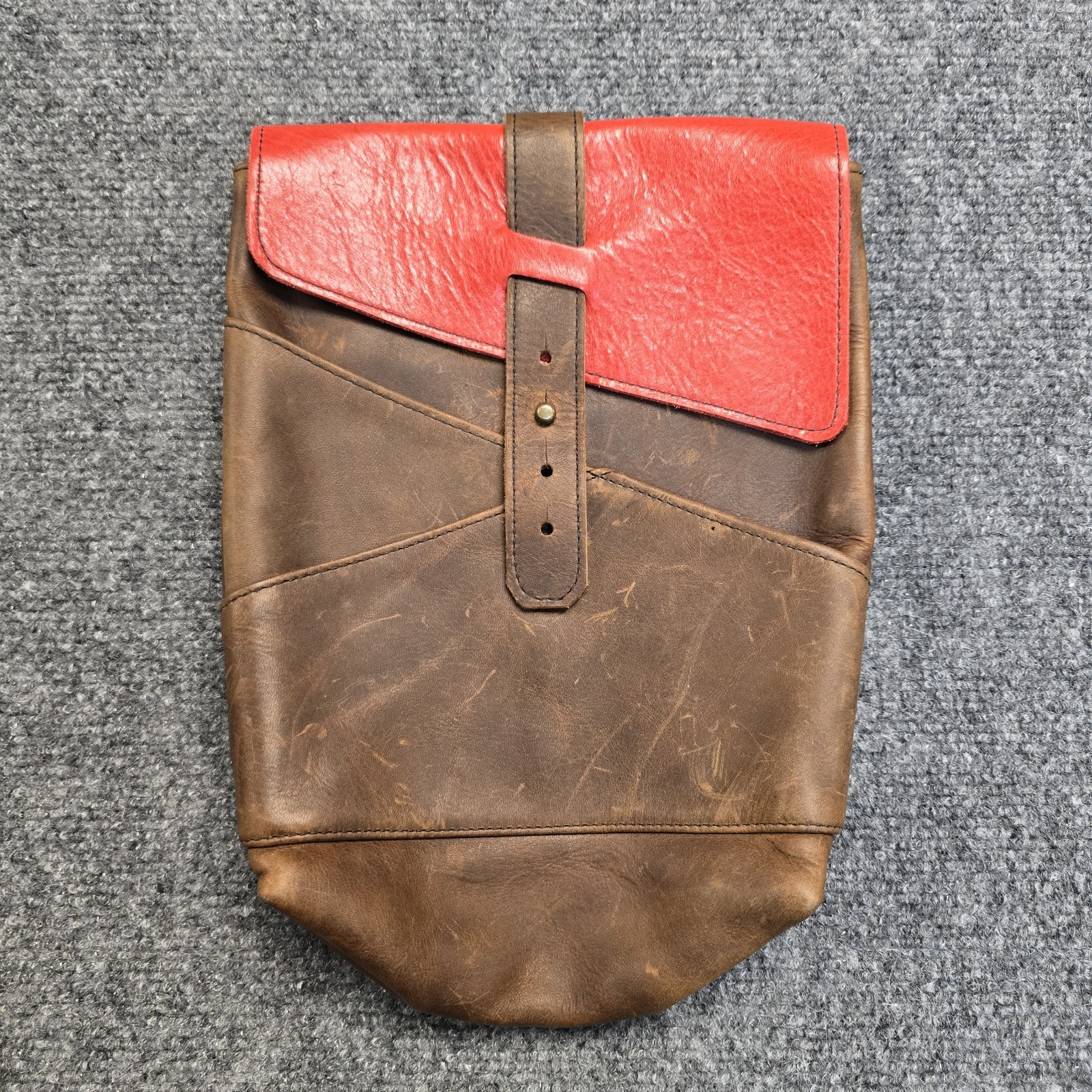 Innovative Journaling Diagonal Leather Minimalist Crossbody Bag No Strap