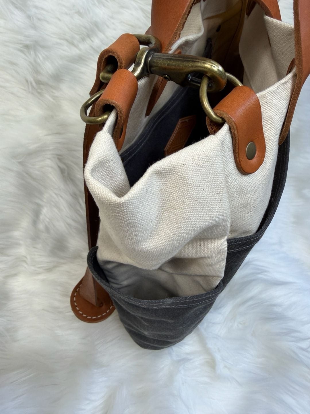 Winter Session Garrison Satchel Purse Crossbody Top Handle Bag Messenger