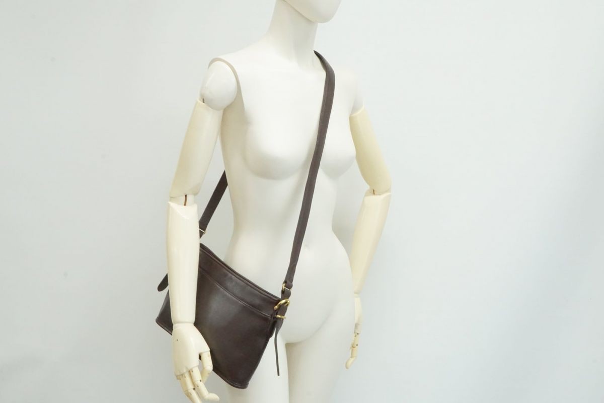 Old Coach Vintage Shoulder Bag 9802 Made in USA Crossbody Gold Hardware Grab Tan