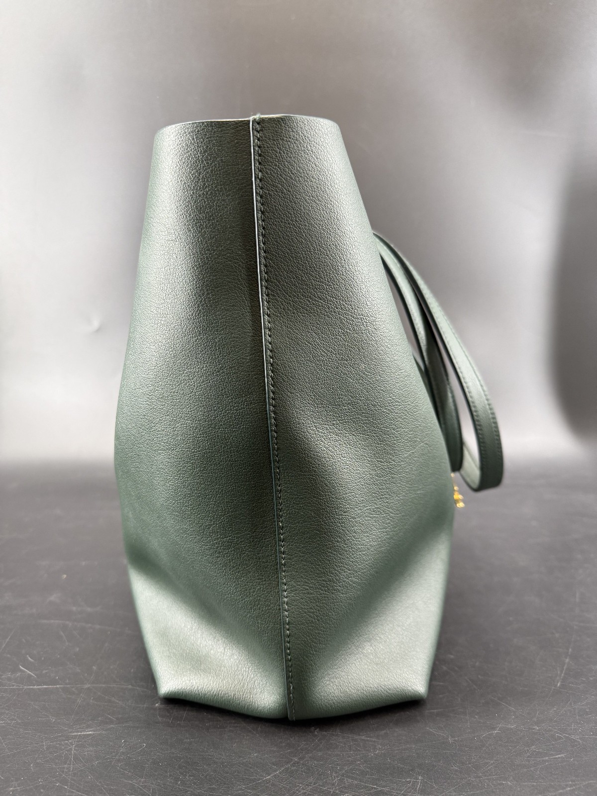 Saint Laurent Shopping East West Tote Green Leather Charm Box Dust Bag