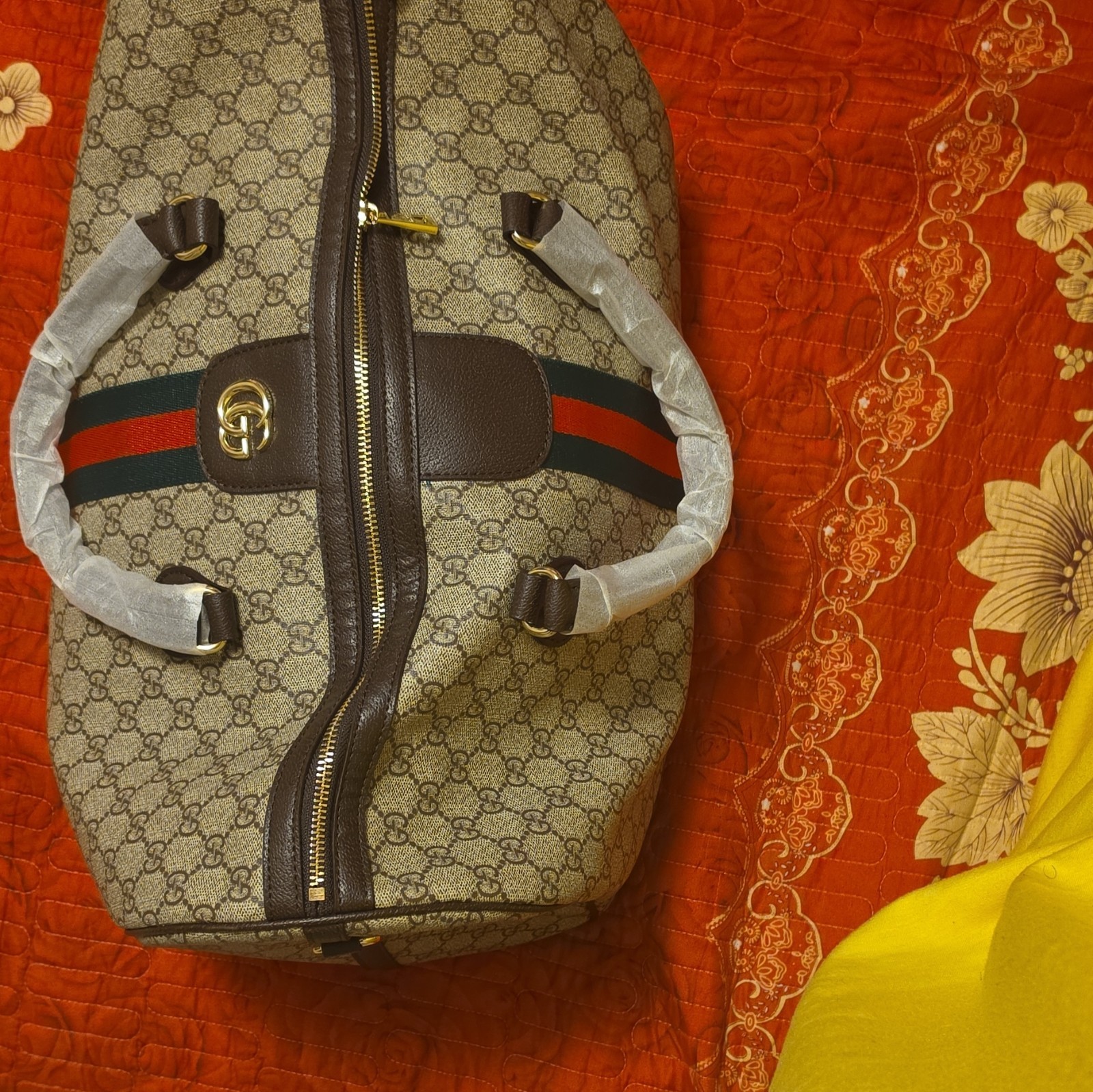 Gucci GG Beige/Brown Tote Zip Closure Green-Red Web Stripe Gold w Dust Bag