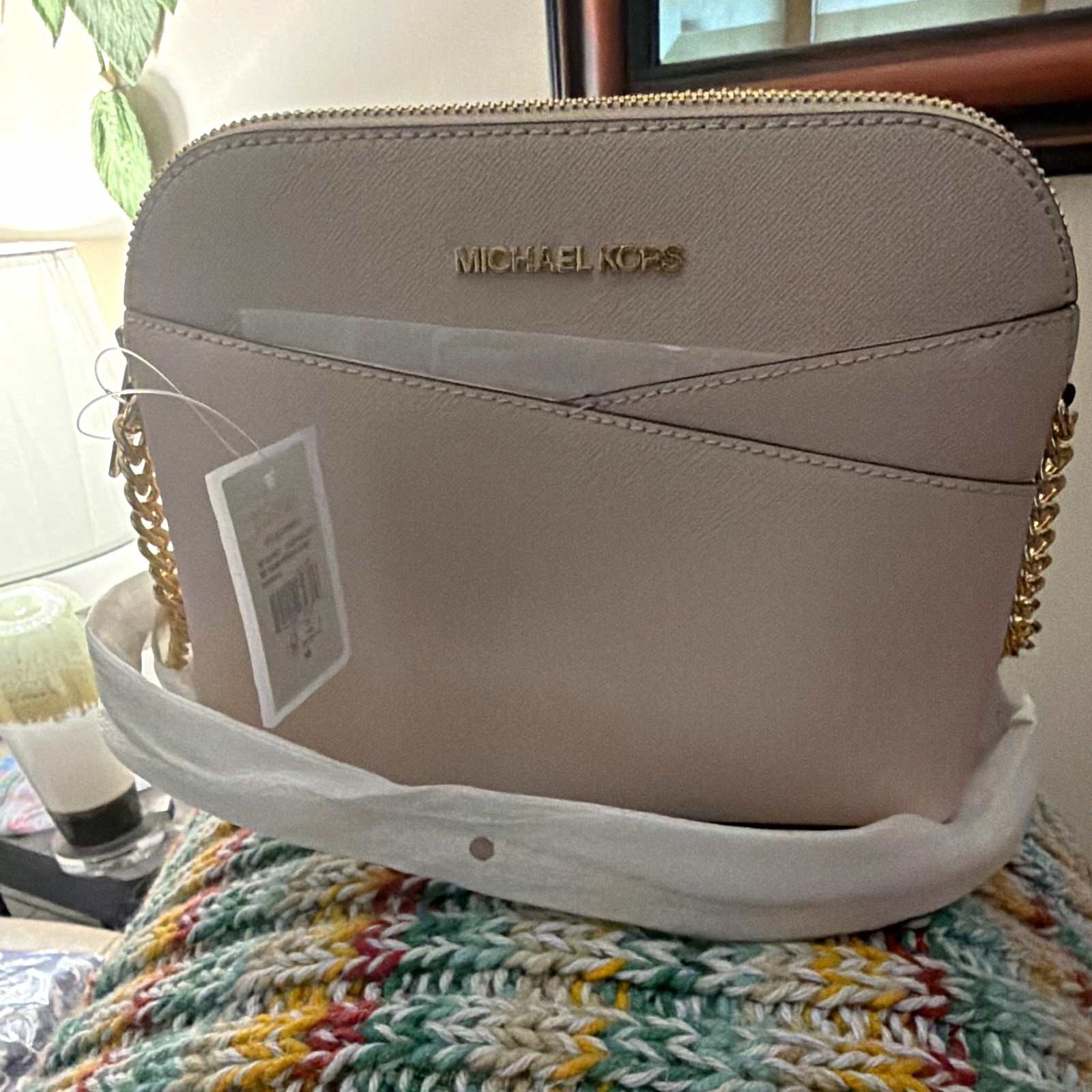 Michael Kors jet set travel dome Crossbody in powder blush