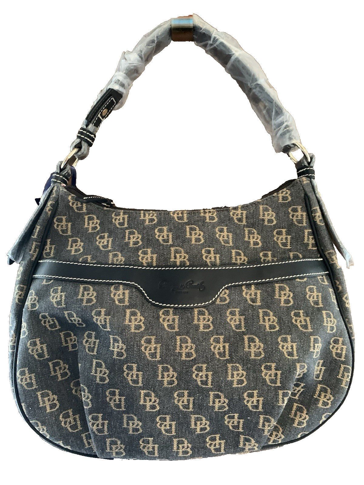 NWT Dooney & Bourke Logo Shoulder Bag Black Beige Gold Hardware Brand Card