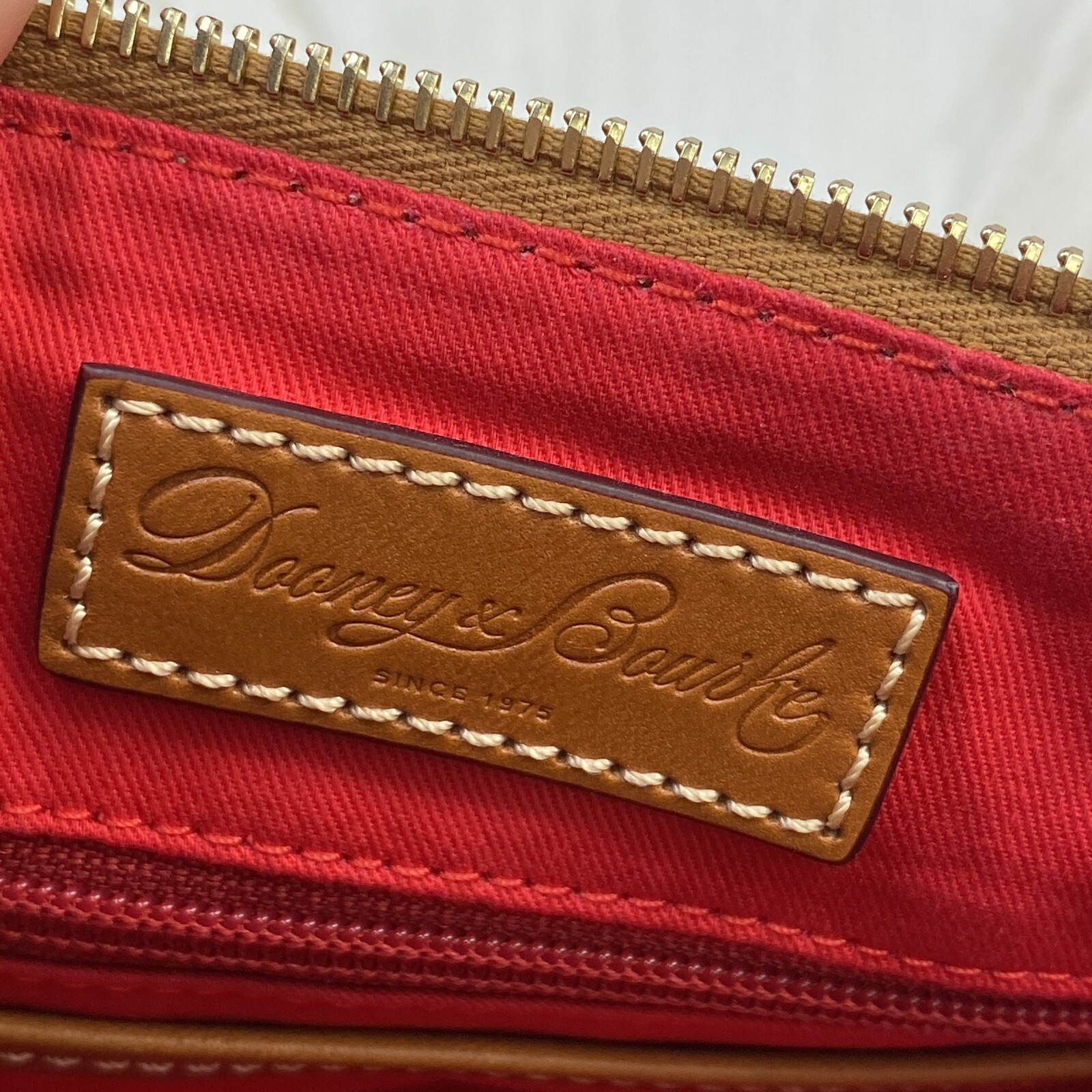 Dooney & Bourke Snowcone Barrel Shoulder Bag Purse Top Zip East West Leather Y2K
