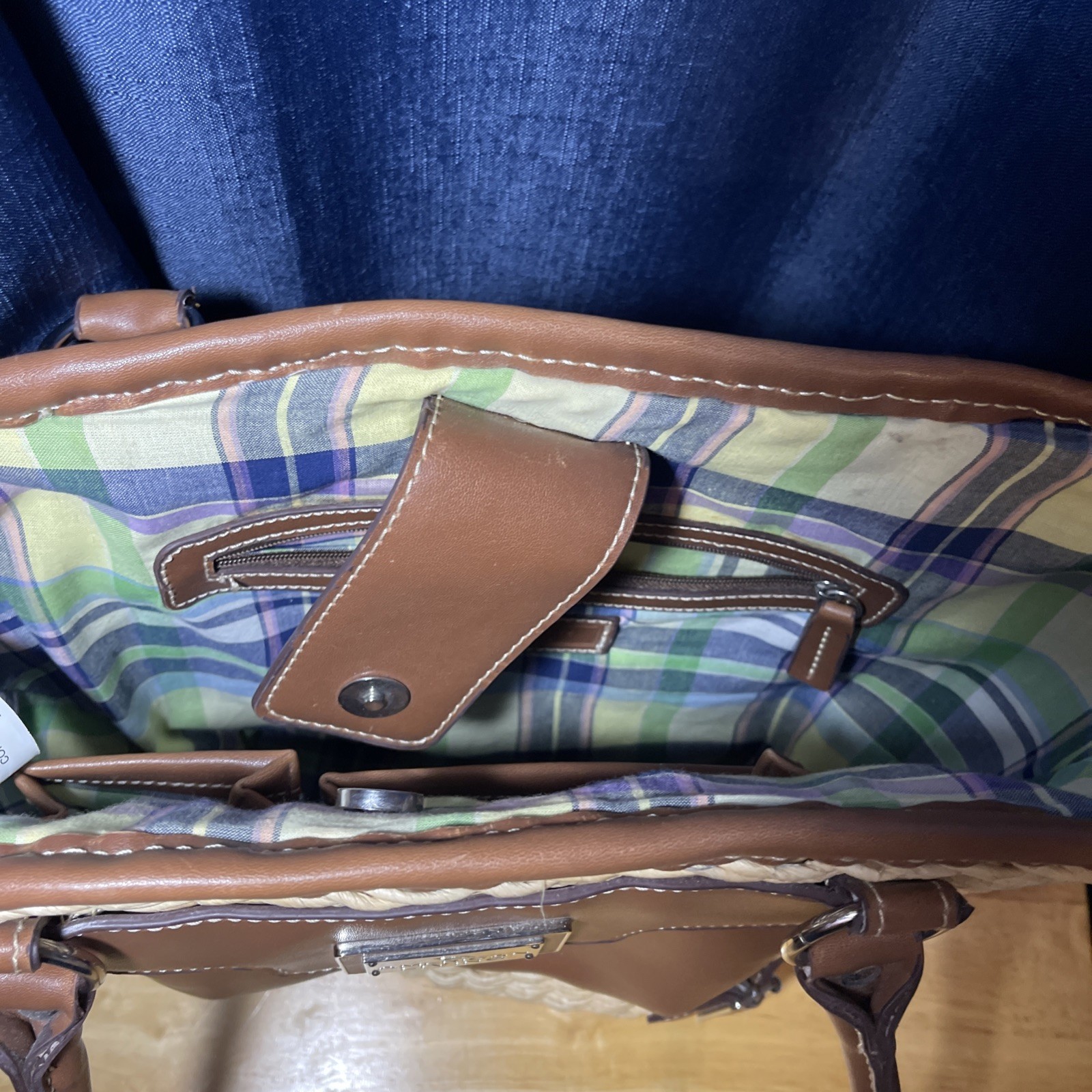 American Living Co large straw shoulder purse with brown trim and outside pocket
