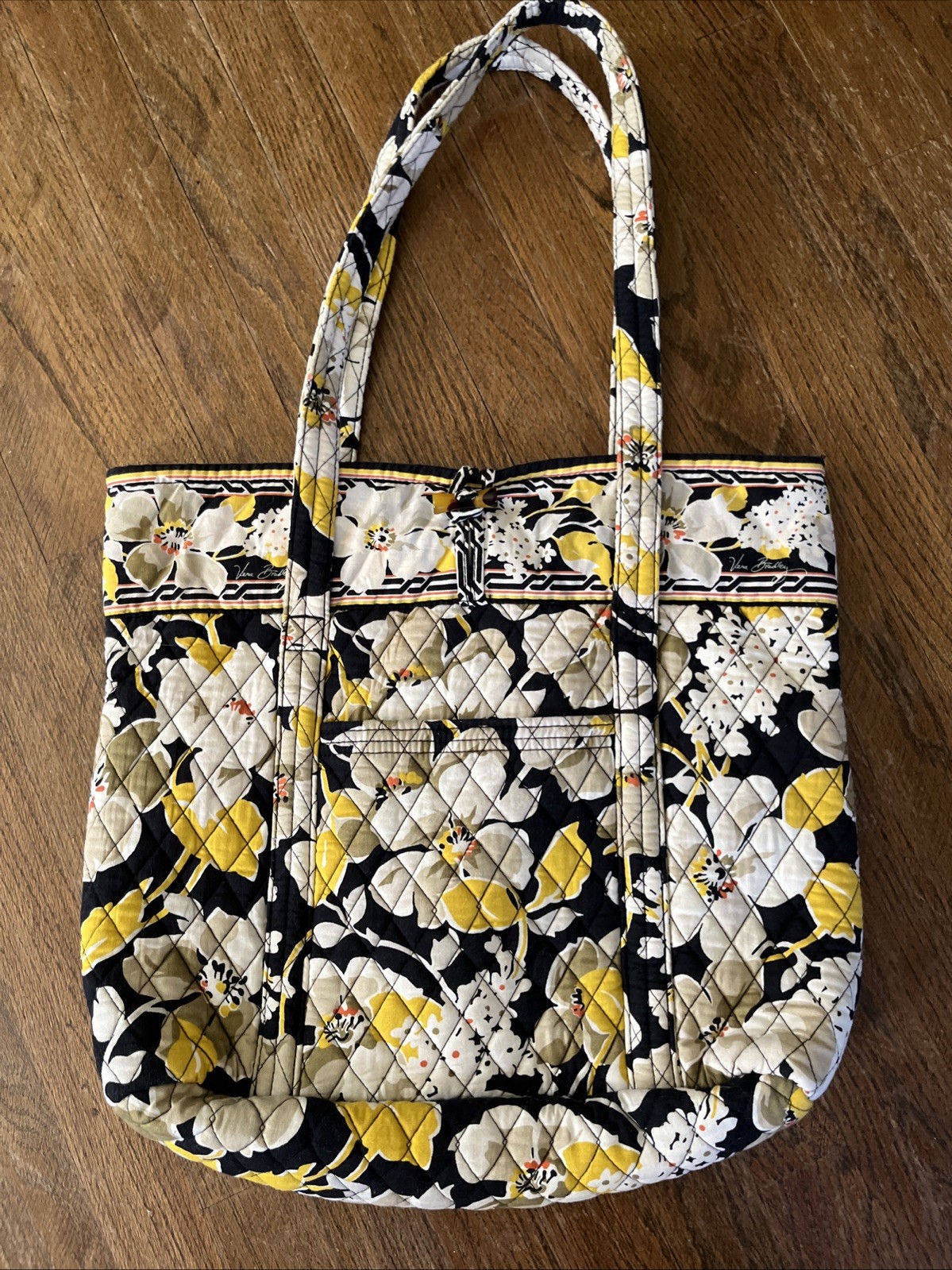 VERA BRADLEY Floral Bag Tote Purse Quilt Shoulder Retired Y2K Dogwood EUC