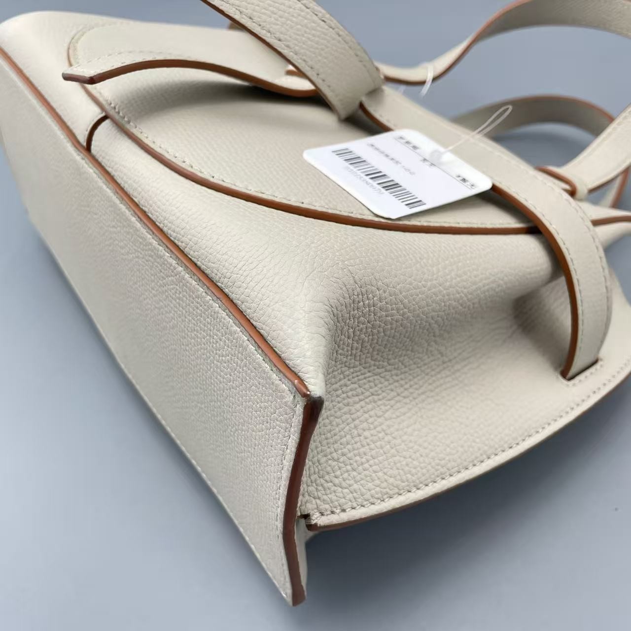 Auth Loewe Small White Grained Calfskin Leather Gate Top Handle Bag Crossbody