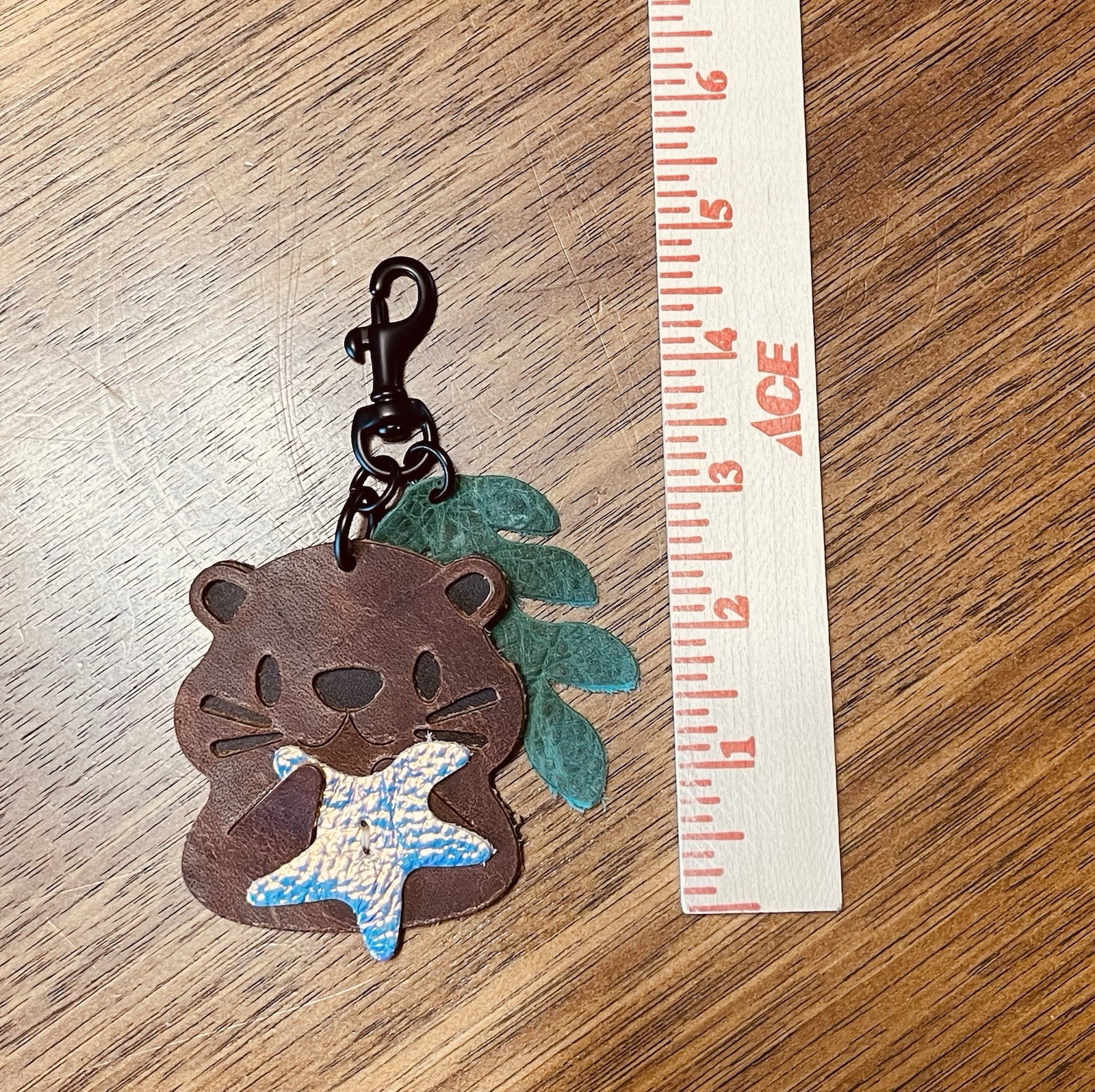 Artisan Made Leather ‘Otter’ Purse Flair
