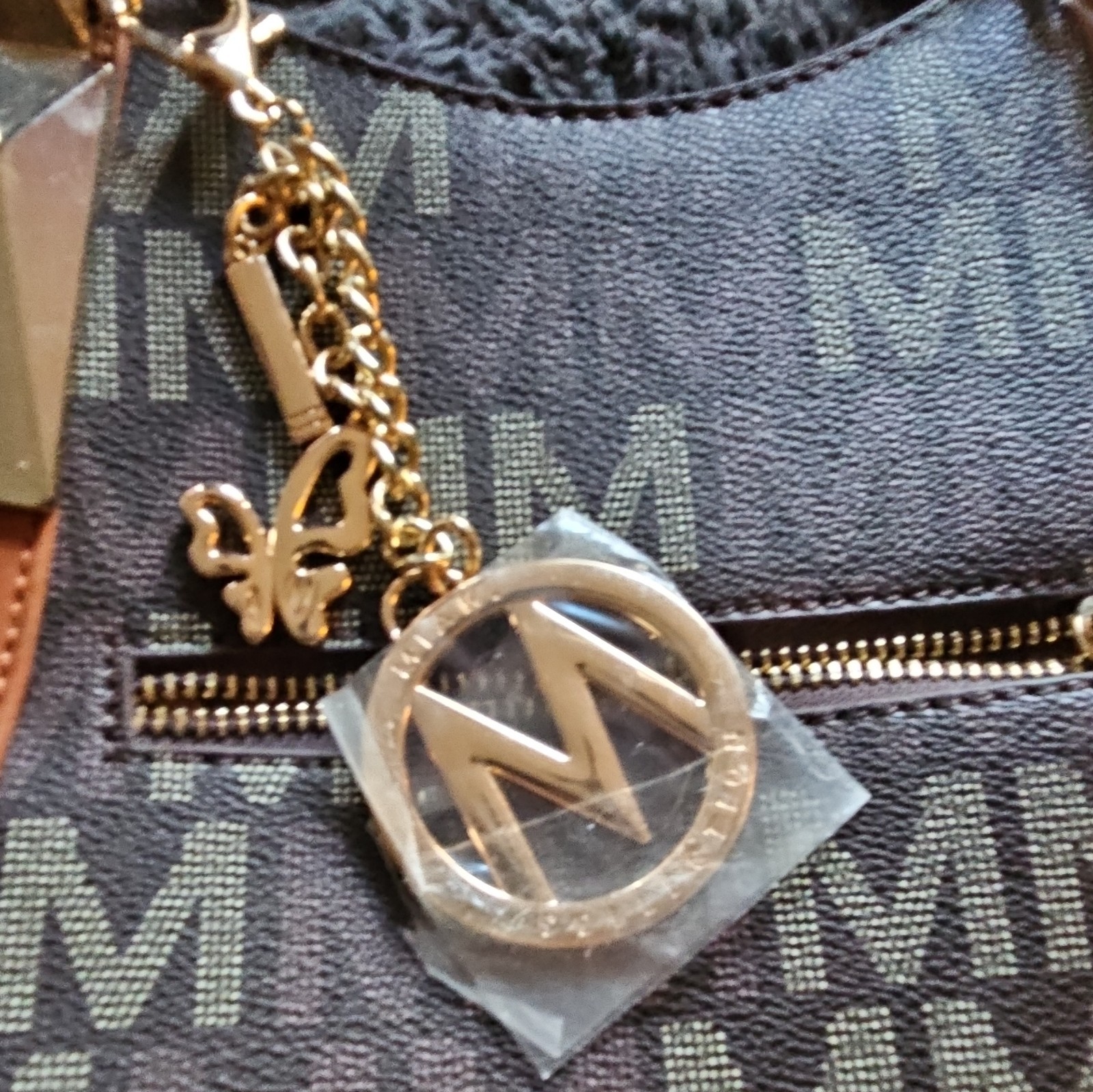 MFK Collection By Mia K JENEECE SIGNATURE TOTE BAG